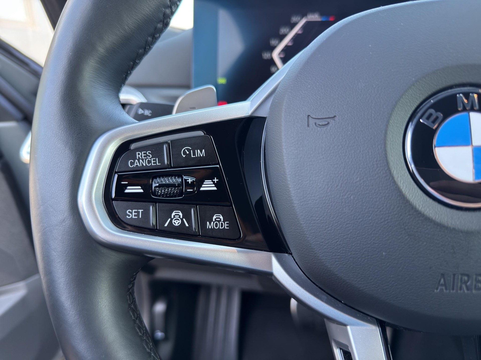 BMW 320d xDrive SAG-image-19