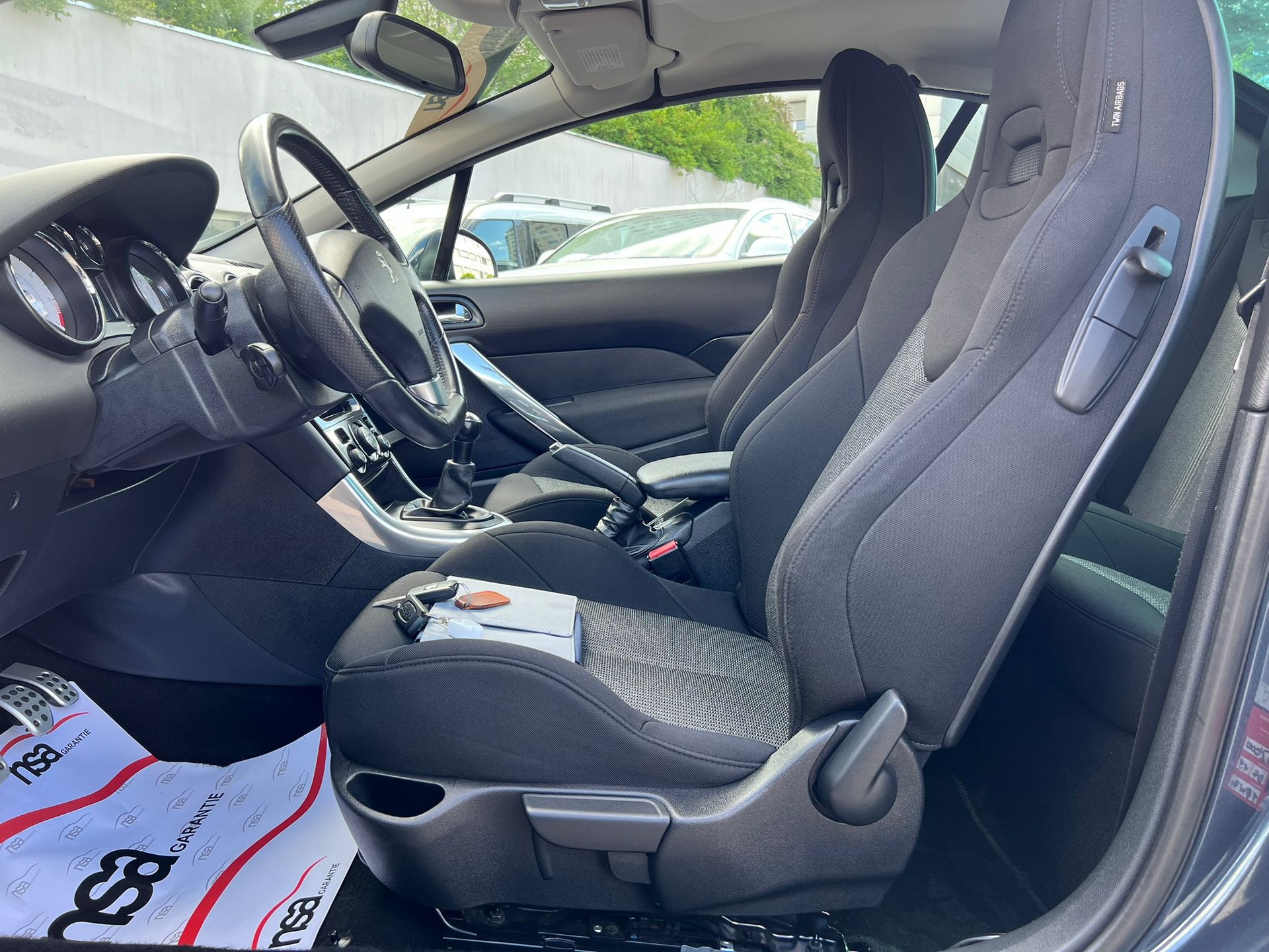 PEUGEOT 308 CC 1.6 16V VTi Access-image-9