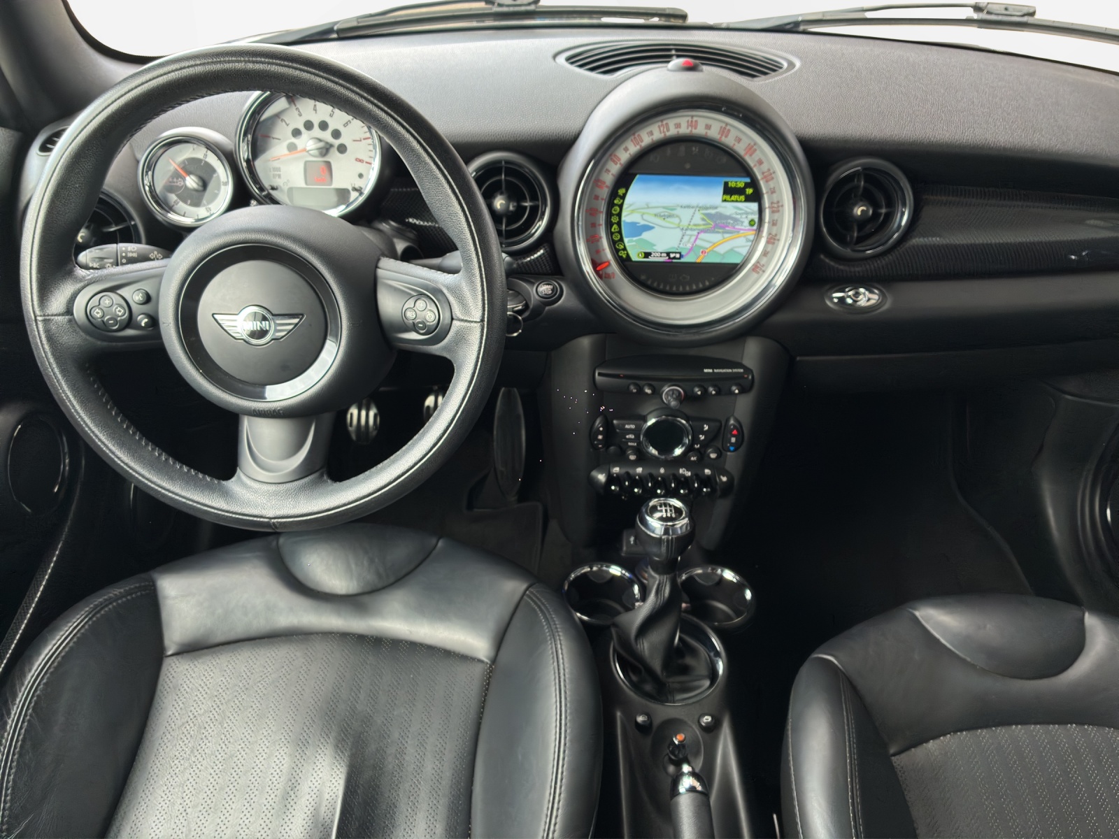MINI Cabrio R57 1.6i Cooper S-image-10