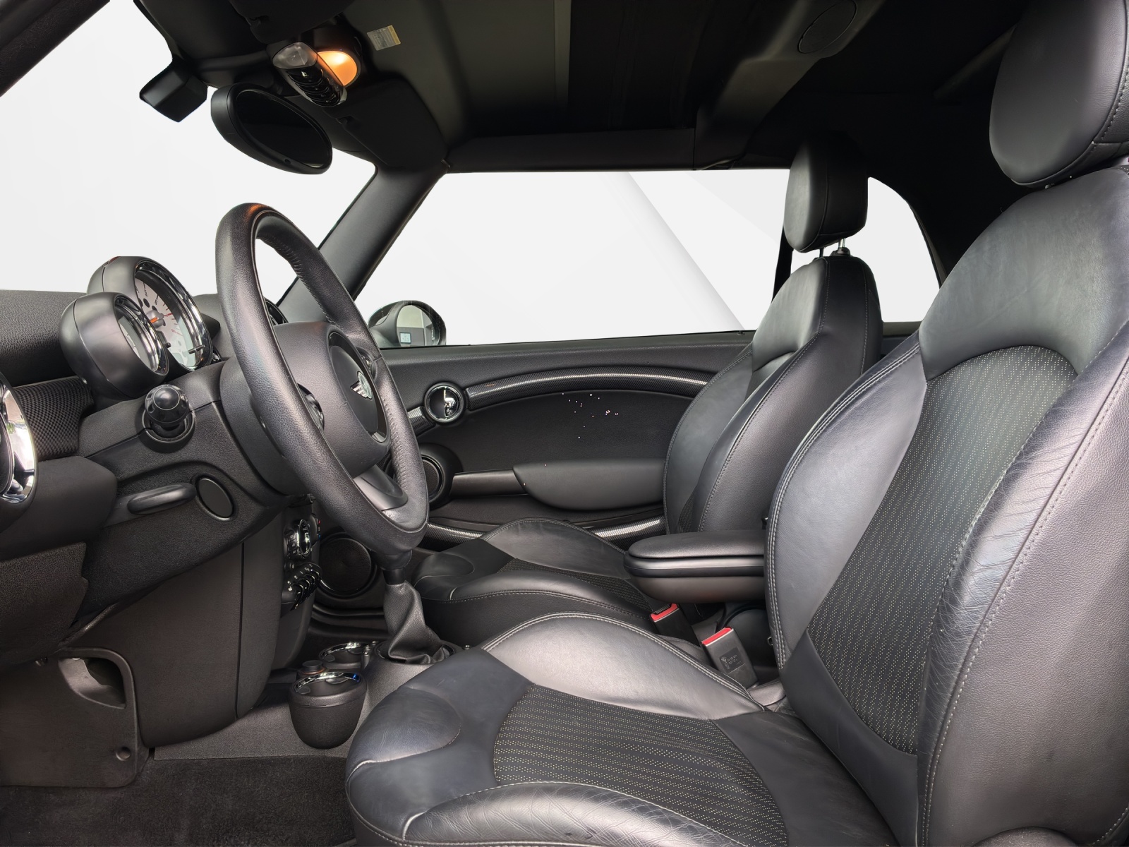 MINI Cabrio R57 1.6i Cooper S-image-9