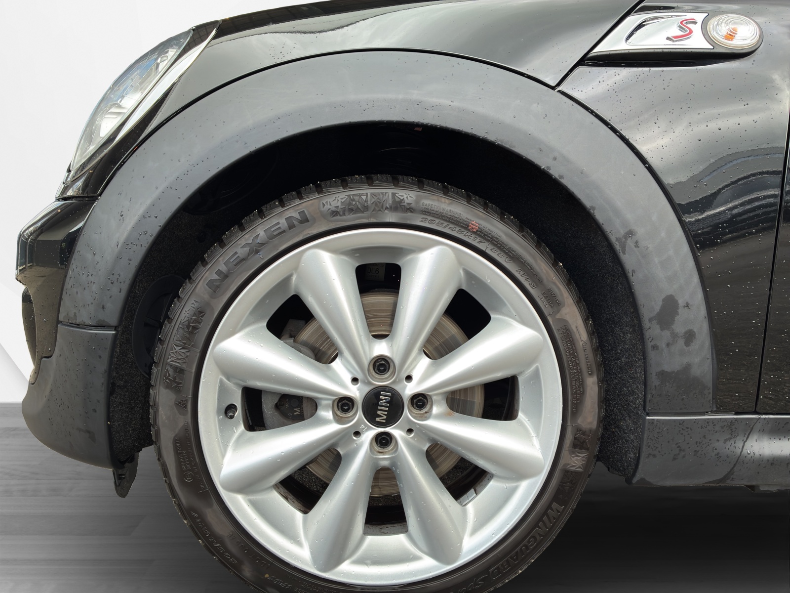 MINI Cabrio R57 1.6i Cooper S-image-8