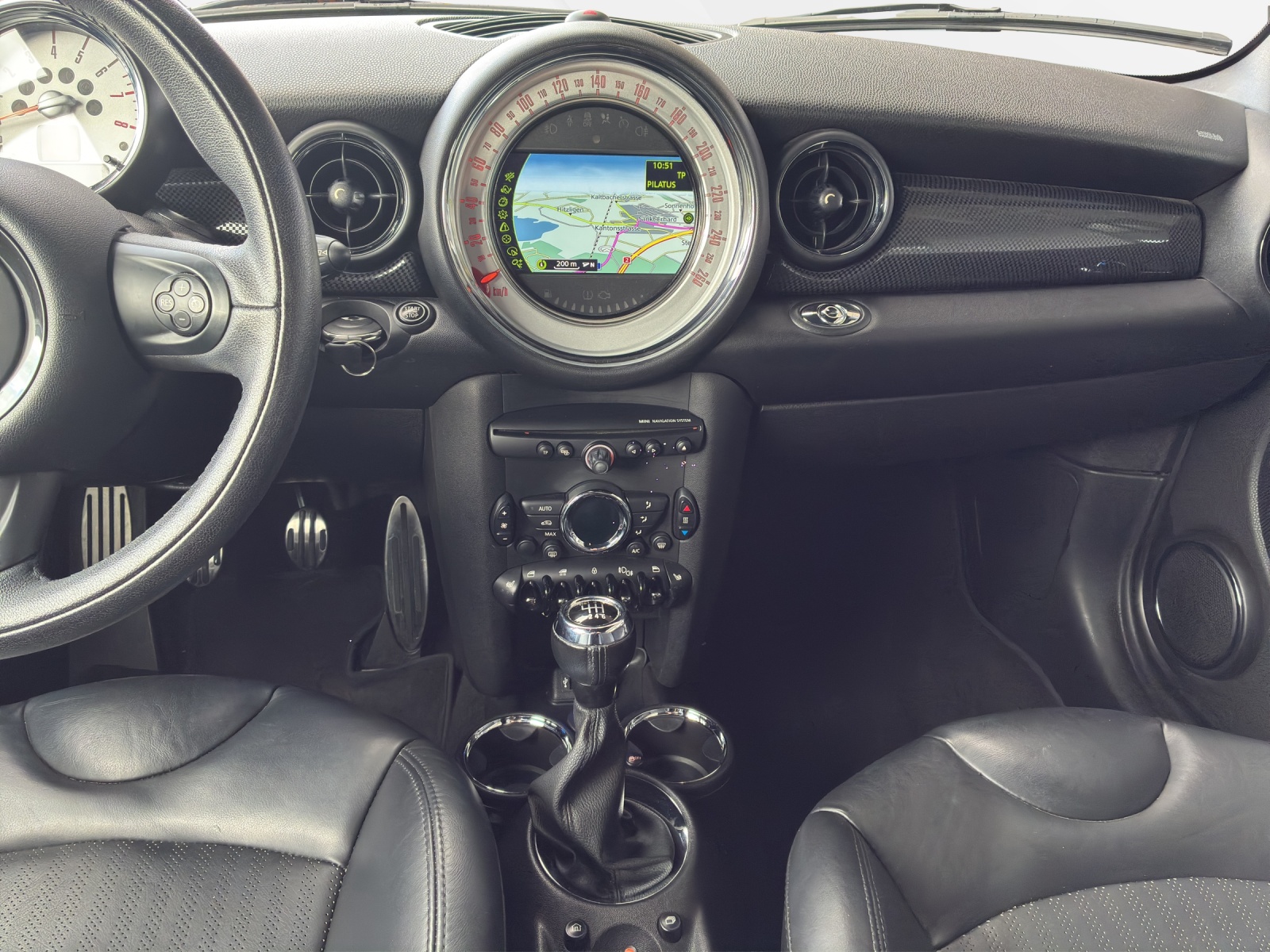 MINI Cabrio R57 1.6i Cooper S-image-16