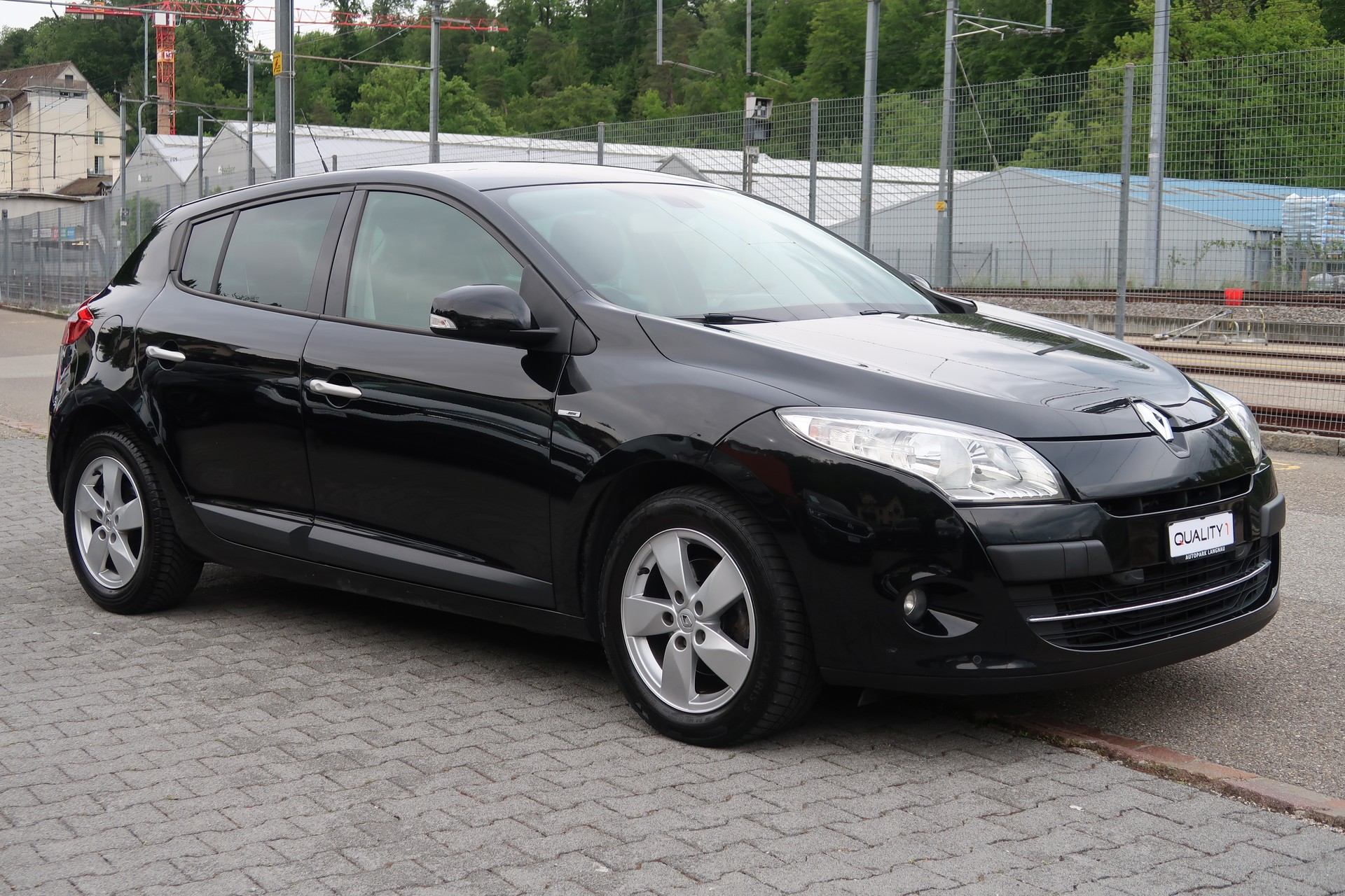 RENAULT Mégane Coupé 1.4 16V Turbo Bose-showroom-element-2