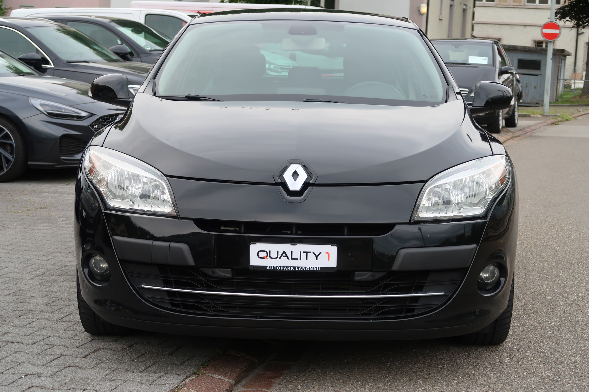 RENAULT Mégane Coupé 1.4 16V Turbo Bose-showroom-element-1
