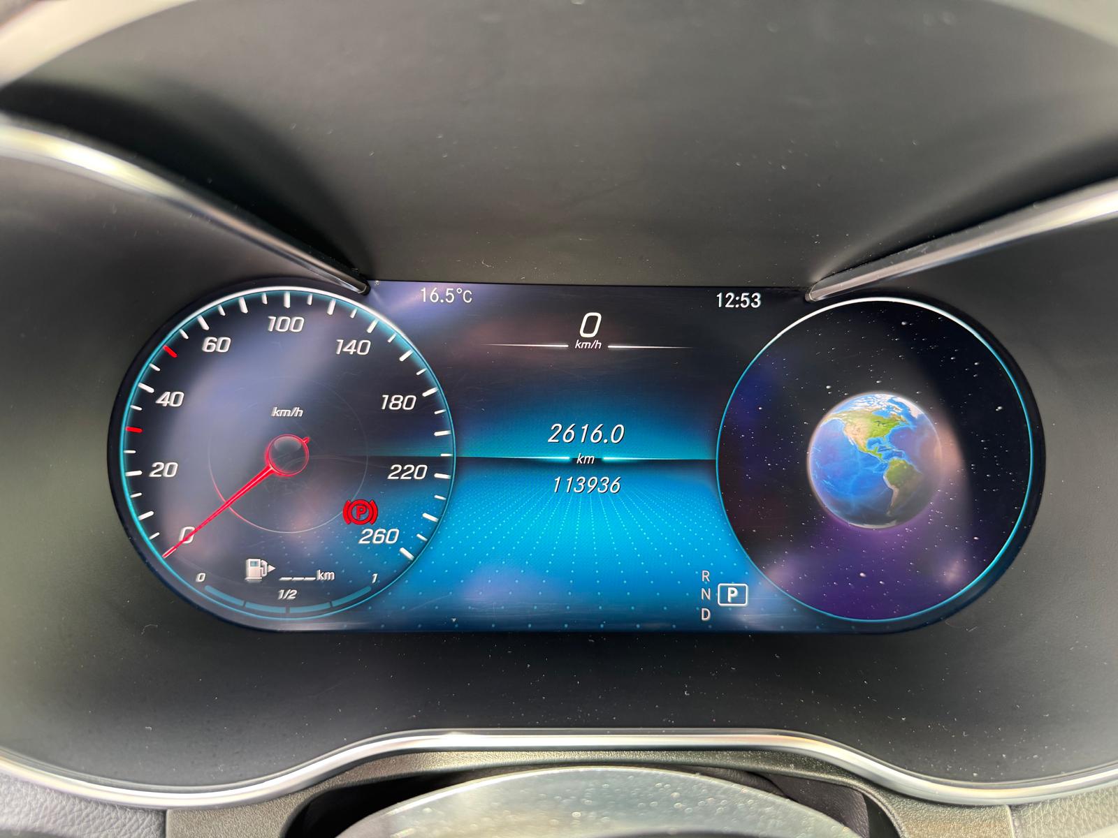 MERCEDES-BENZ GLC 220 d AMG Line 4m-image-7