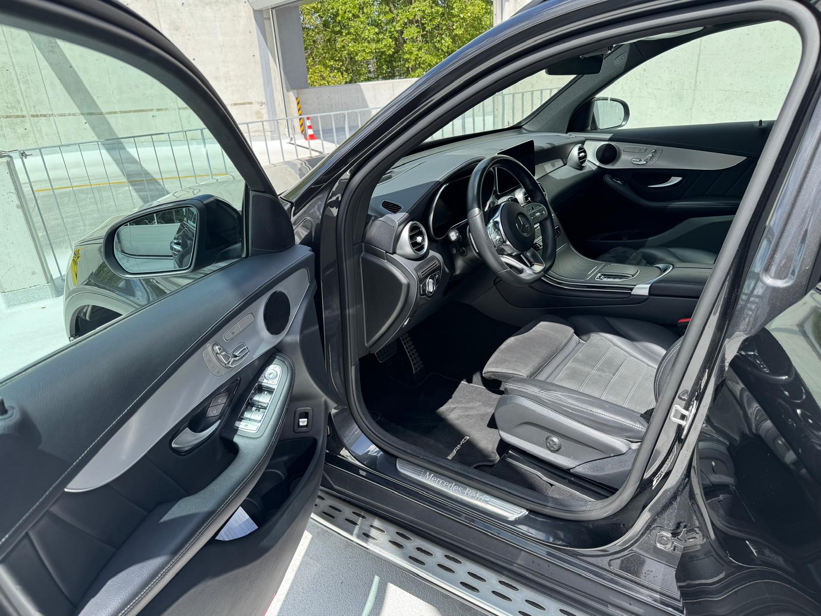 MERCEDES-BENZ GLC 220 d AMG Line 4m-image-6