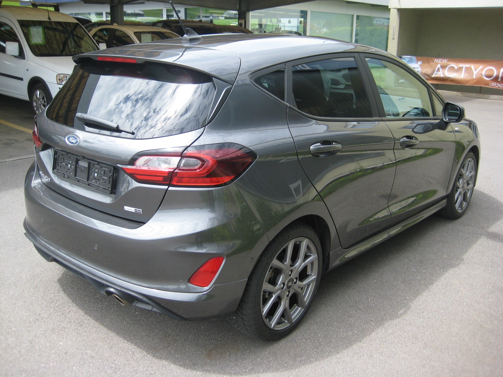 FORD Fiesta 1.0 SCTi MHEV ST Line X Automat-image-3