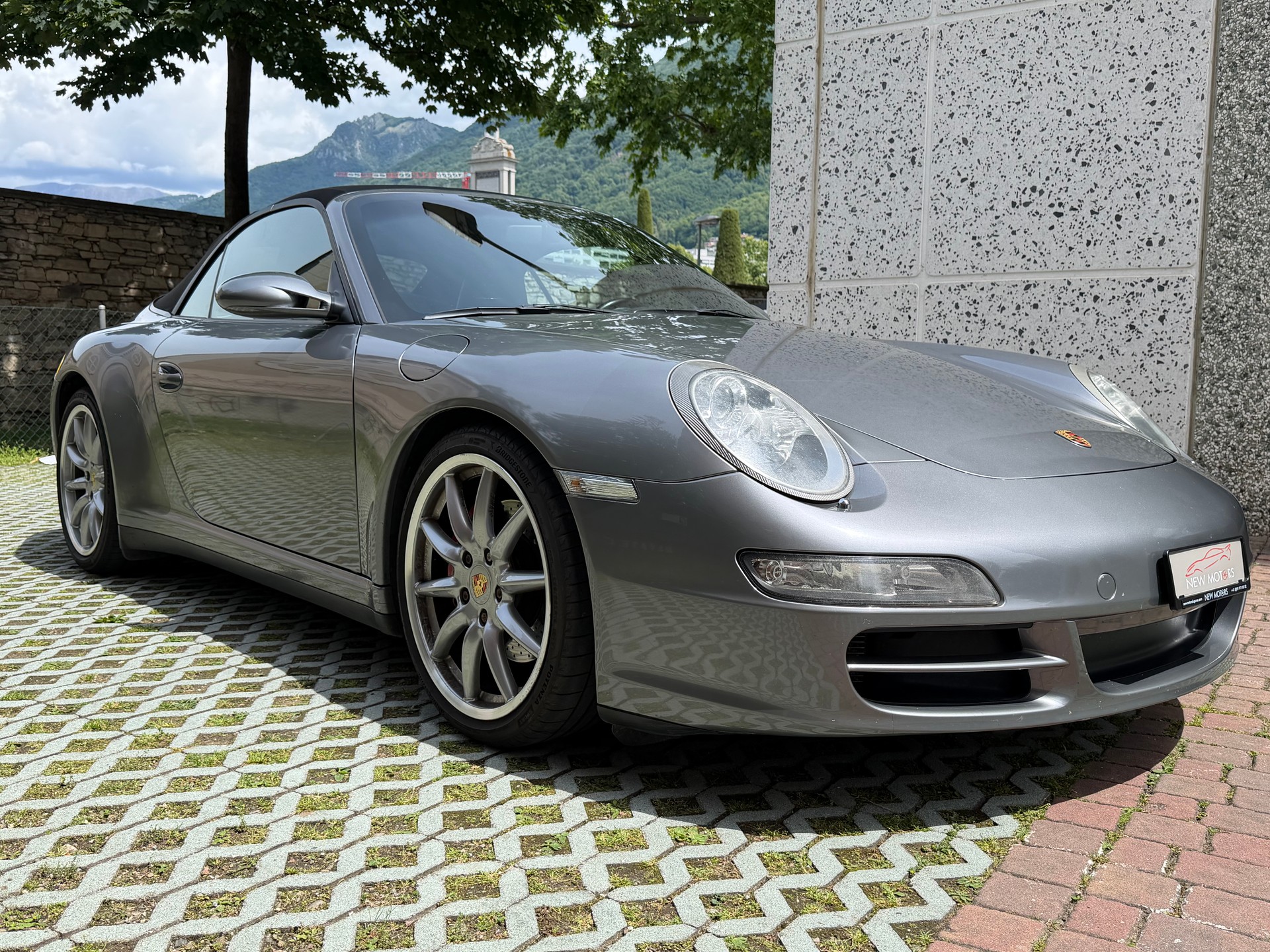 PORSCHE 911 Cabrio Carrera 4S-image-2