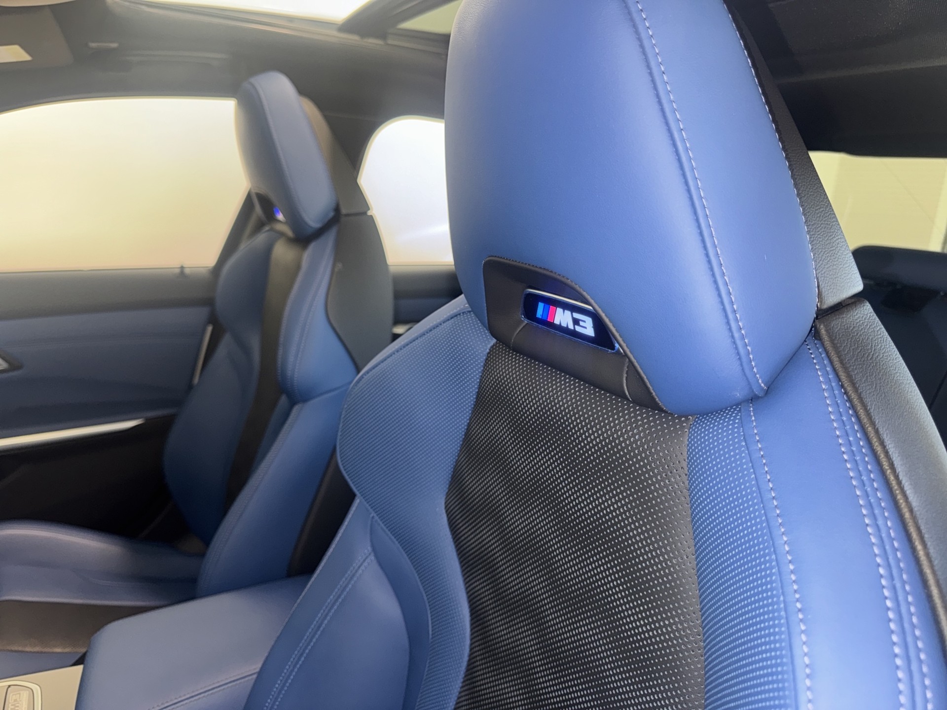 BMW M3 Competition M xDrive-image-22