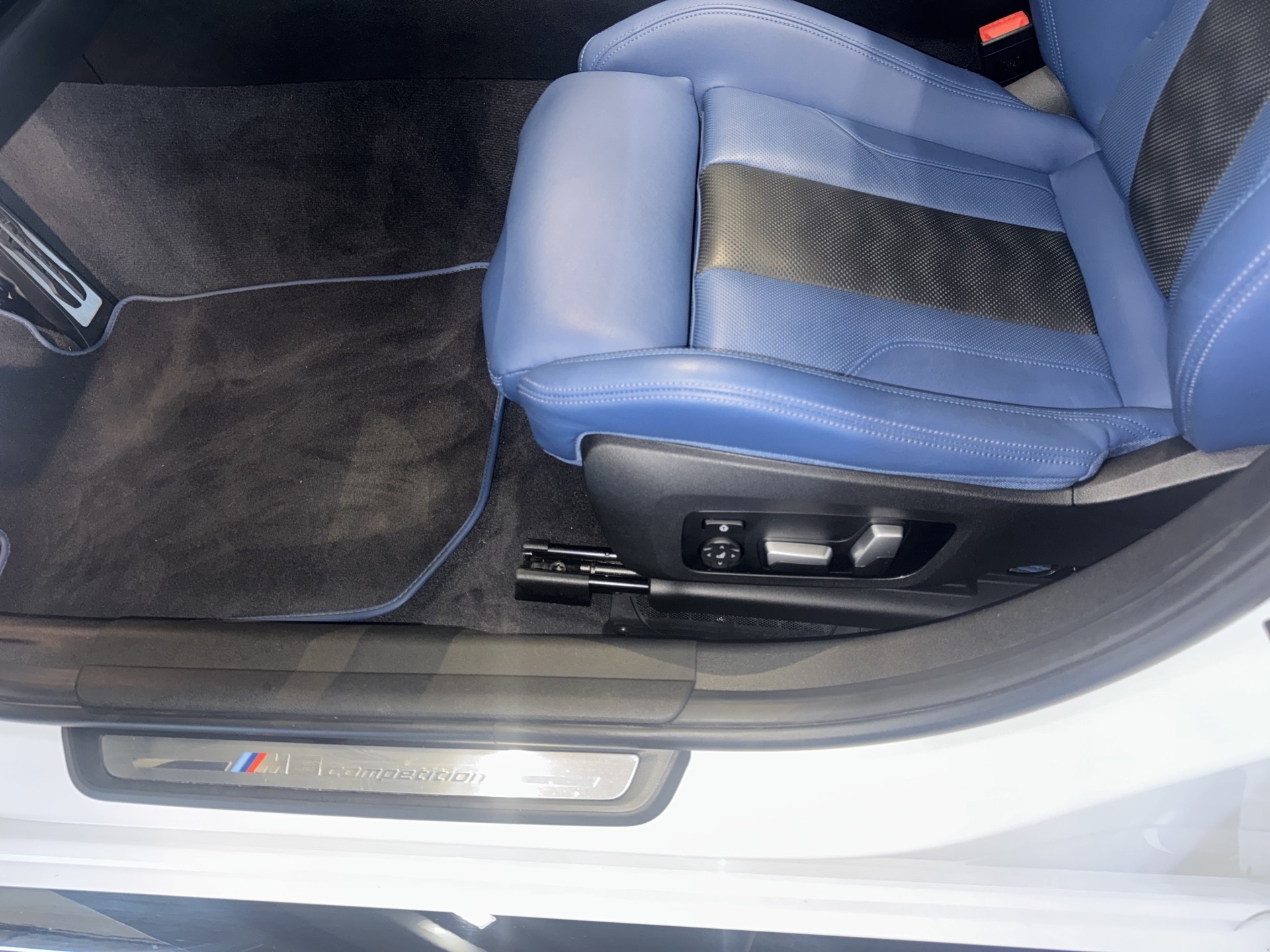 BMW M3 Competition M xDrive-image-20