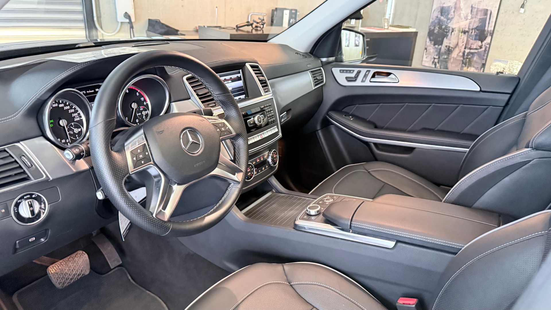 MERCEDES-BENZ GL 350 V6 CDI BlueTec-image-9