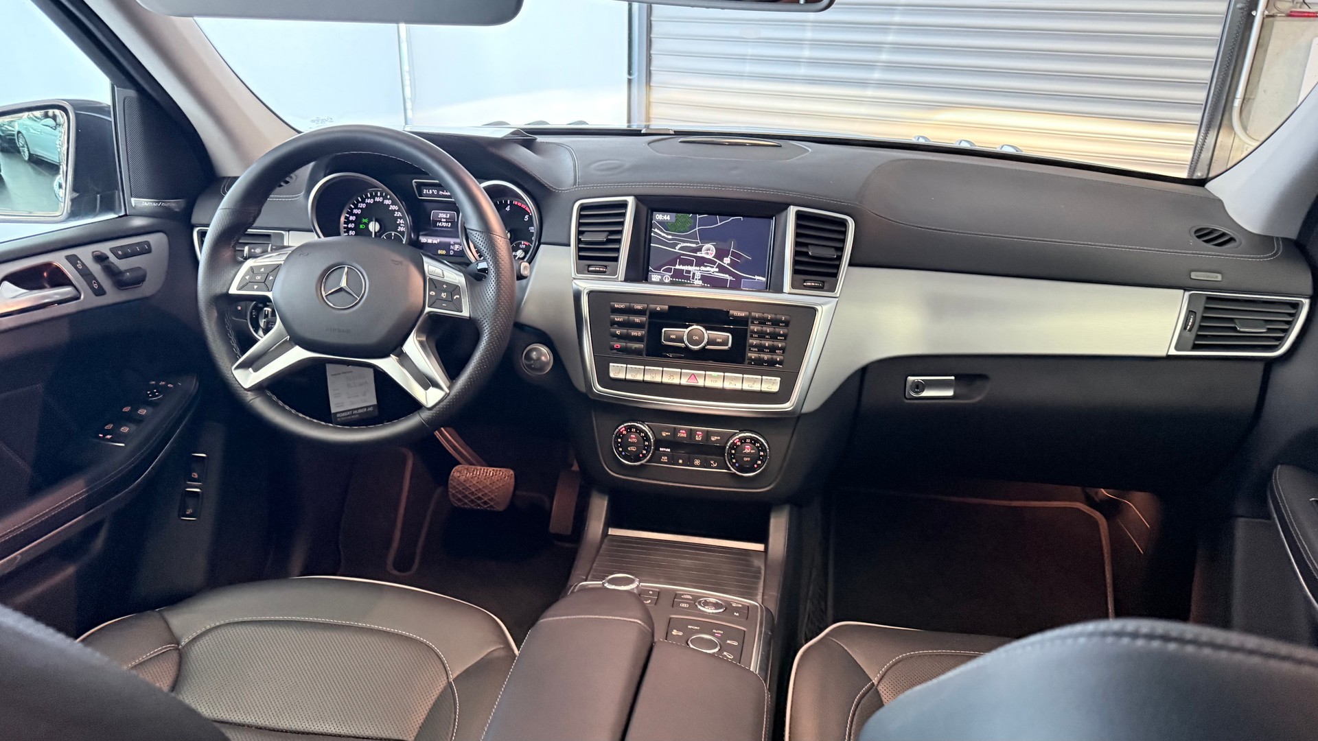 MERCEDES-BENZ GL 350 V6 CDI BlueTec-image-25