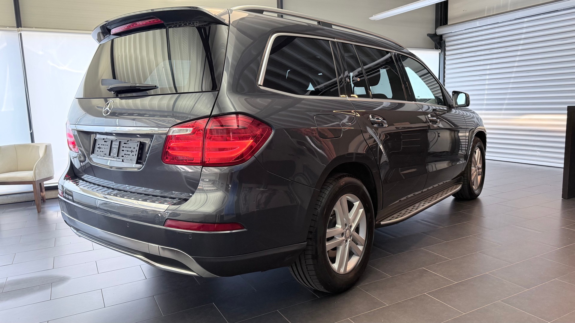 MERCEDES-BENZ GL 350 V6 CDI BlueTec-image-23