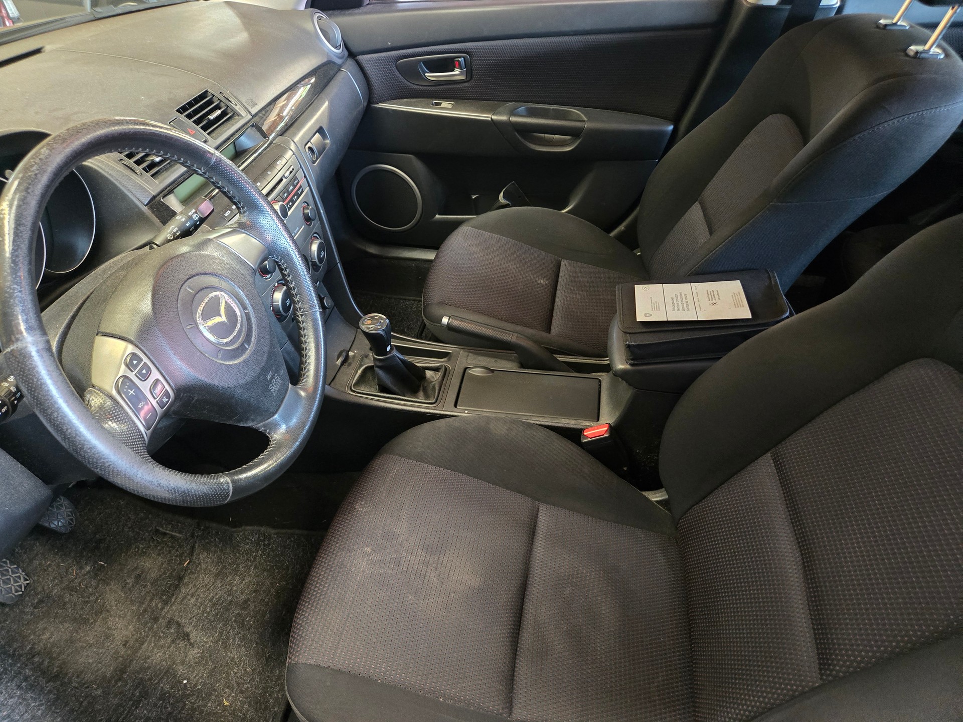 MAZDA 3 1.6 16V Confort-image-10