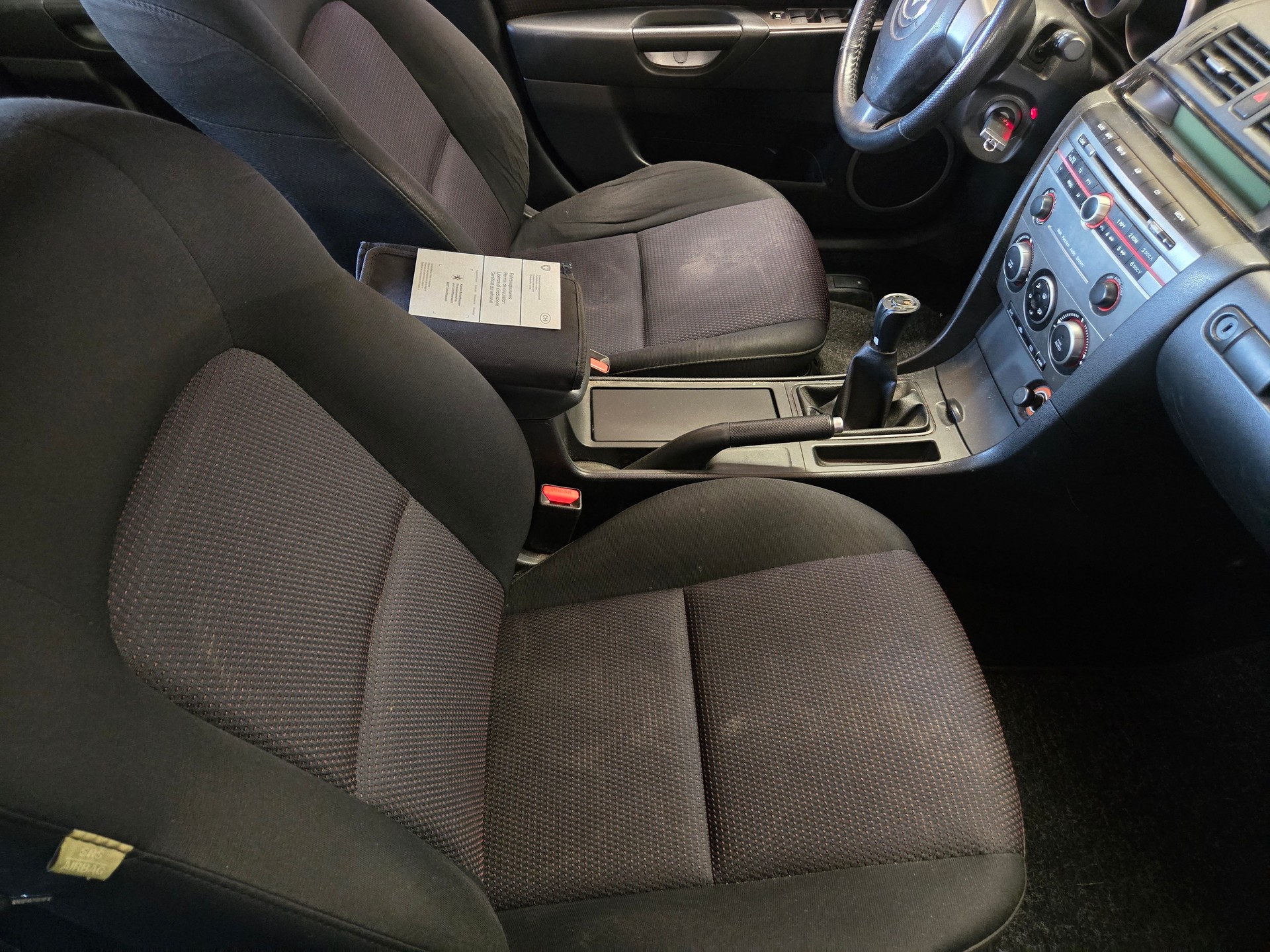 MAZDA 3 1.6 16V Confort-image-4
