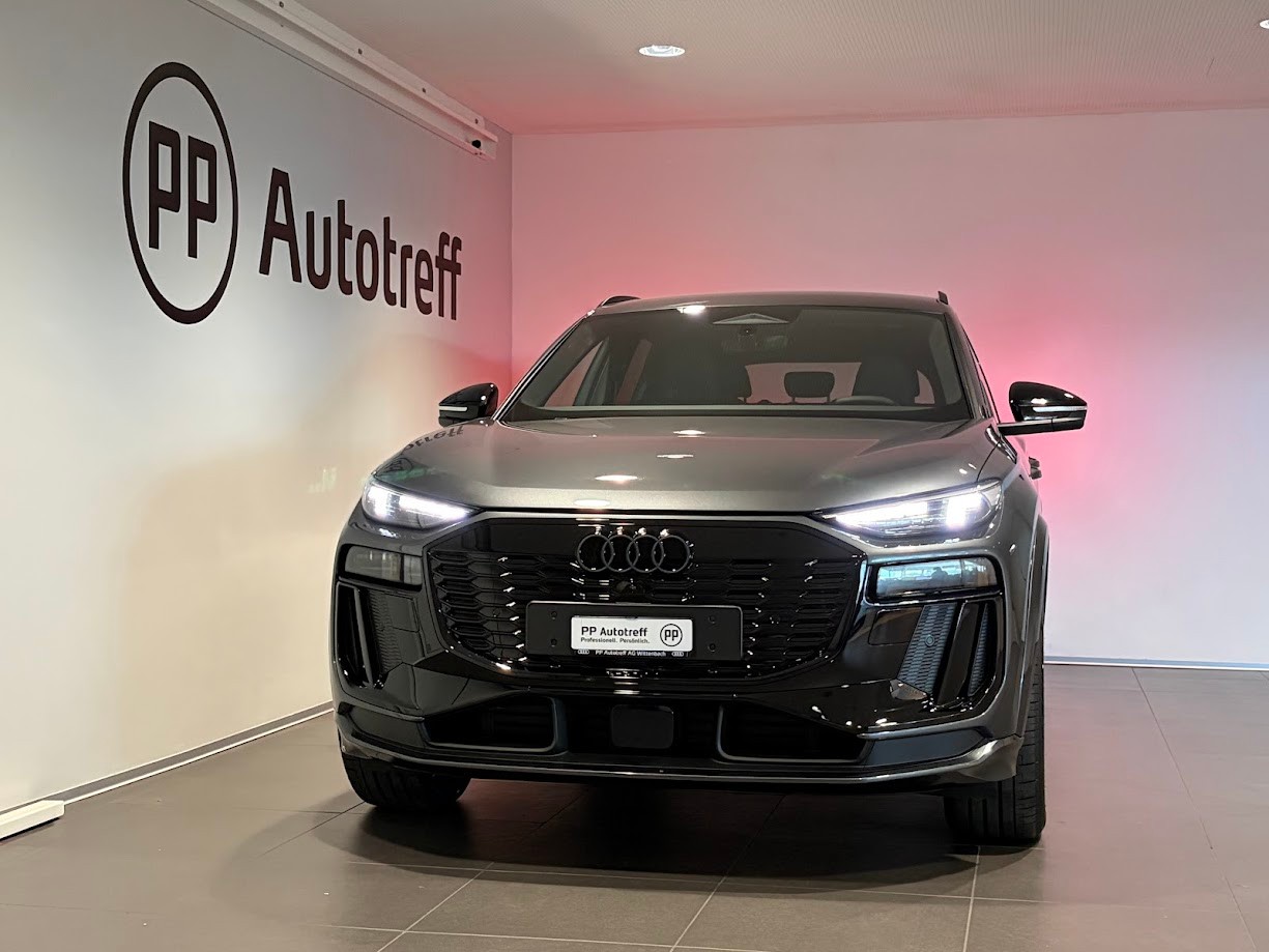 AUDI Q6 e-tron quattro