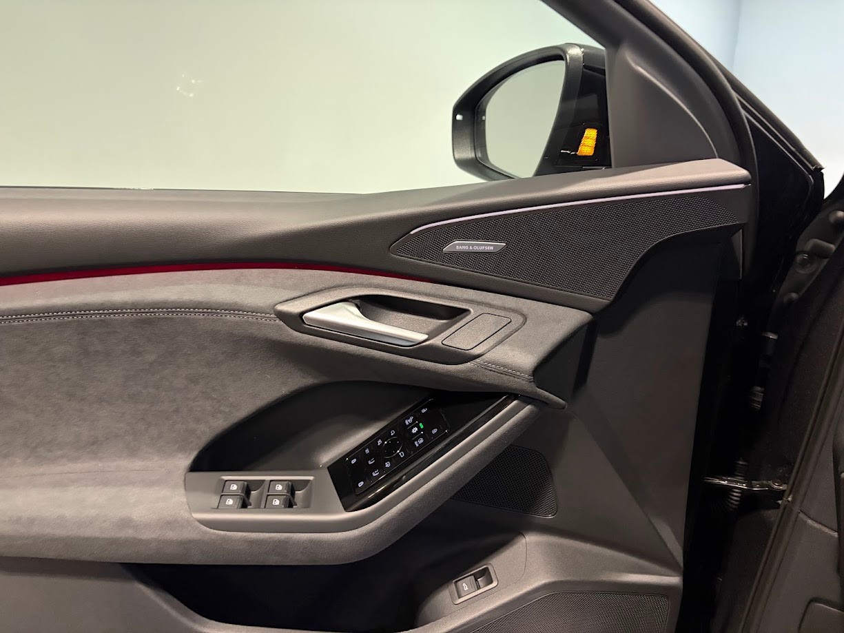 AUDI Q6 e-tron quattro-image-7