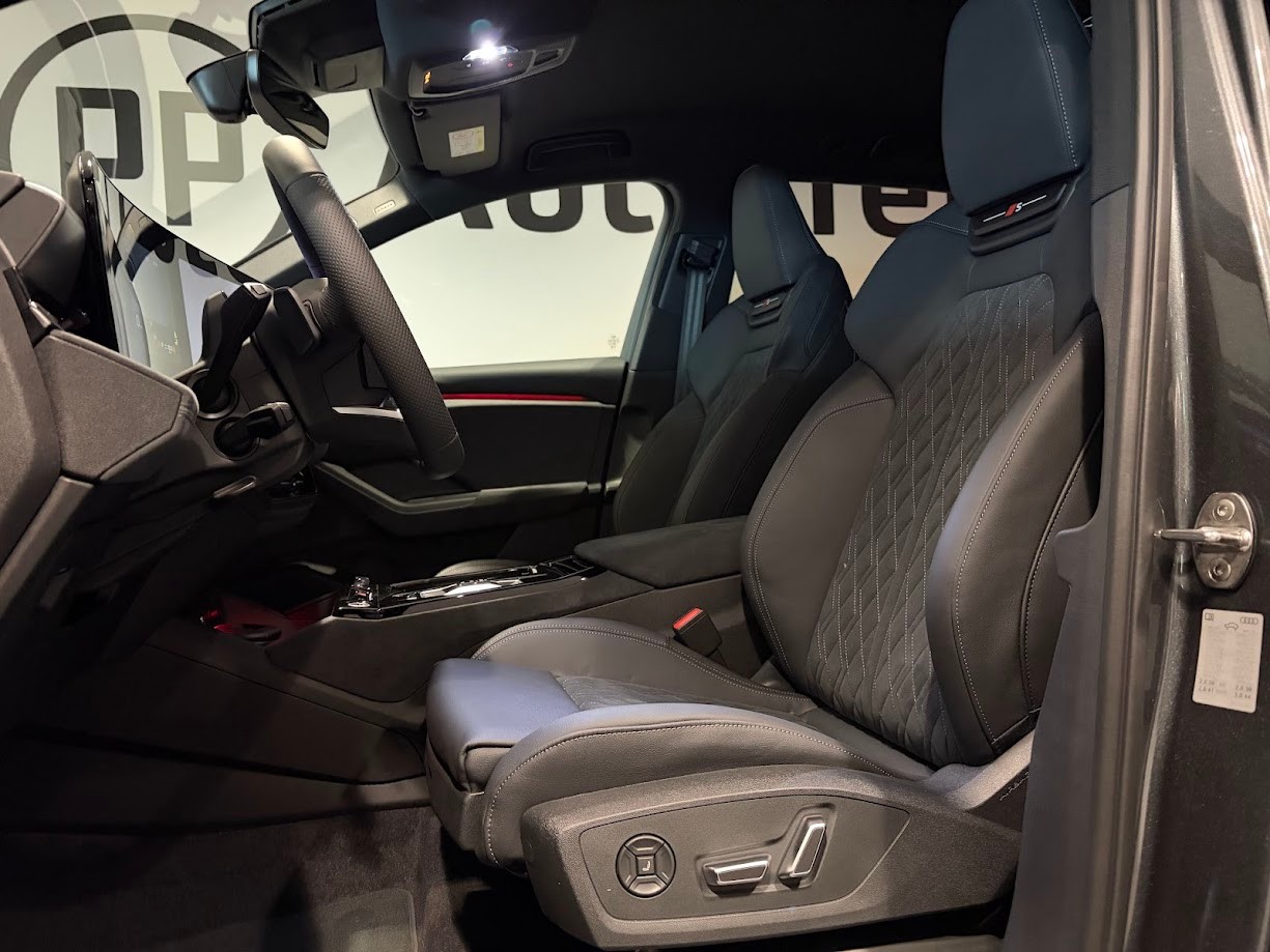AUDI Q6 e-tron quattro-image-3