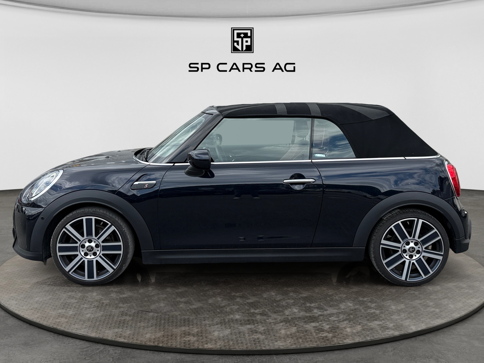 MINI Cooper S Cabriolet DKG-showroom-element-1