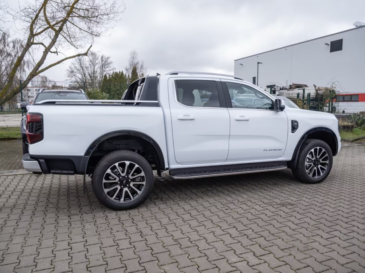 FORD Ranger Platinum 3.0 DoKa-showroom-element-2