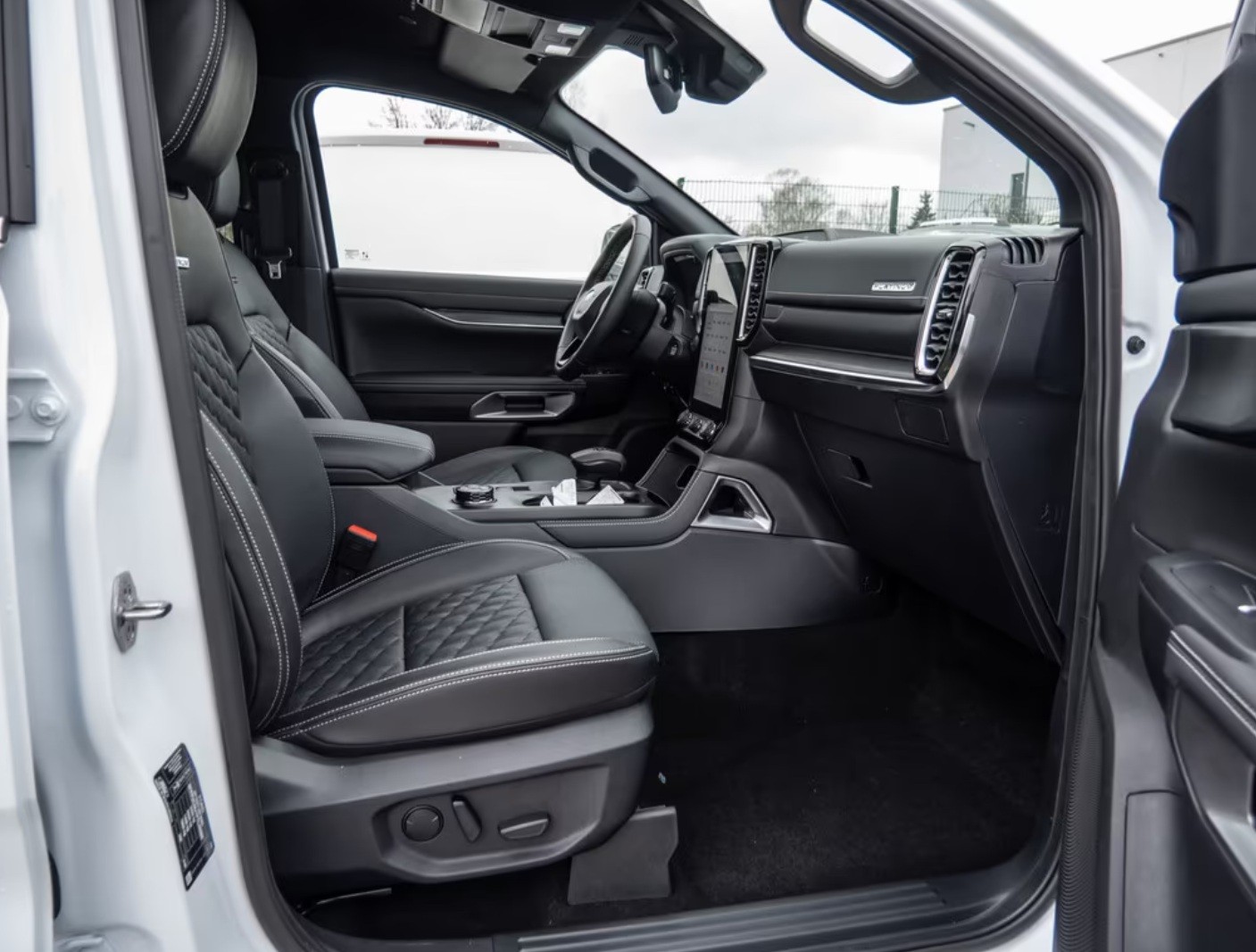 FORD Ranger Platinum 3.0 DoKa-image-7