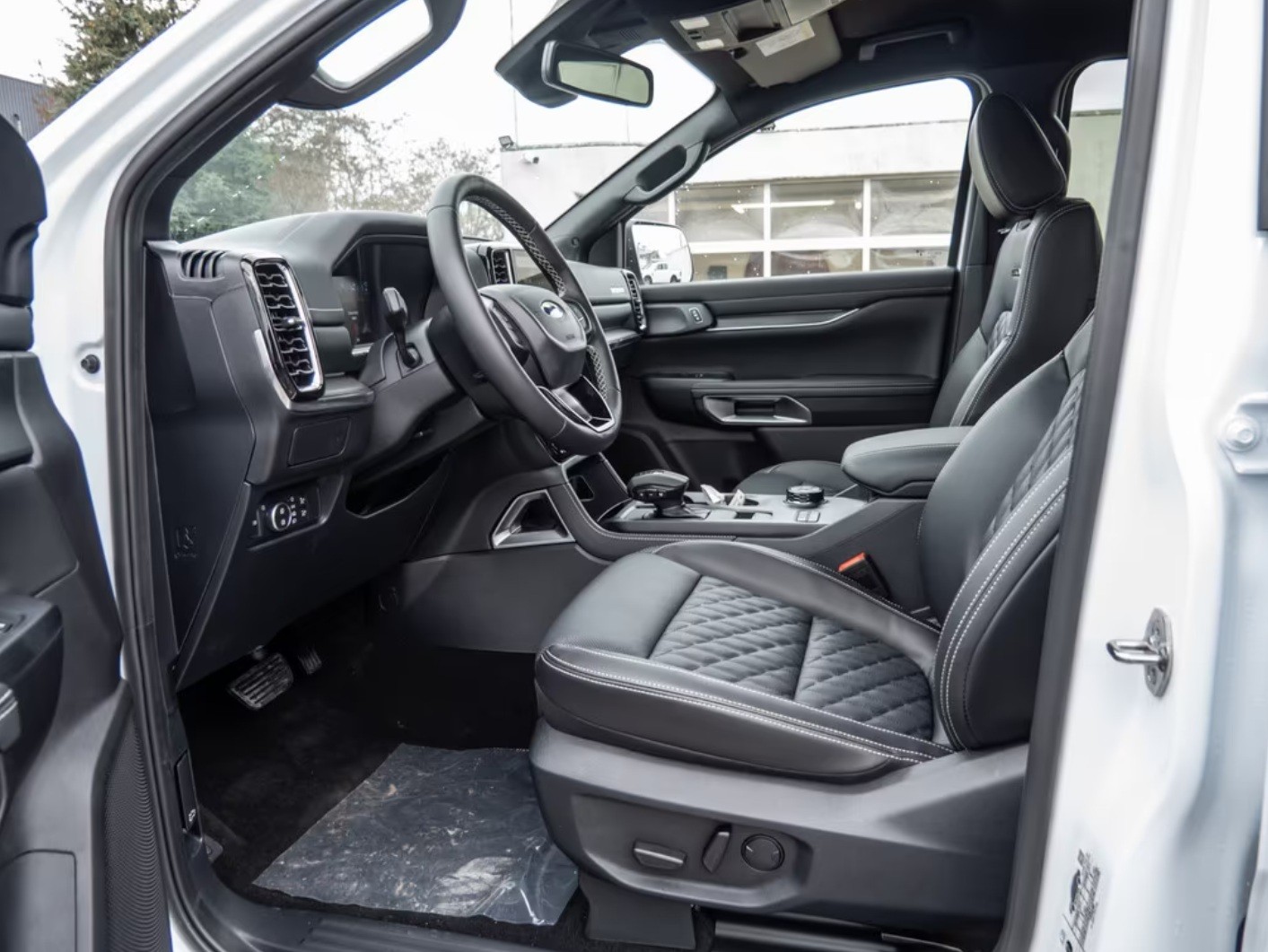 FORD Ranger Platinum 3.0 DoKa-image-10