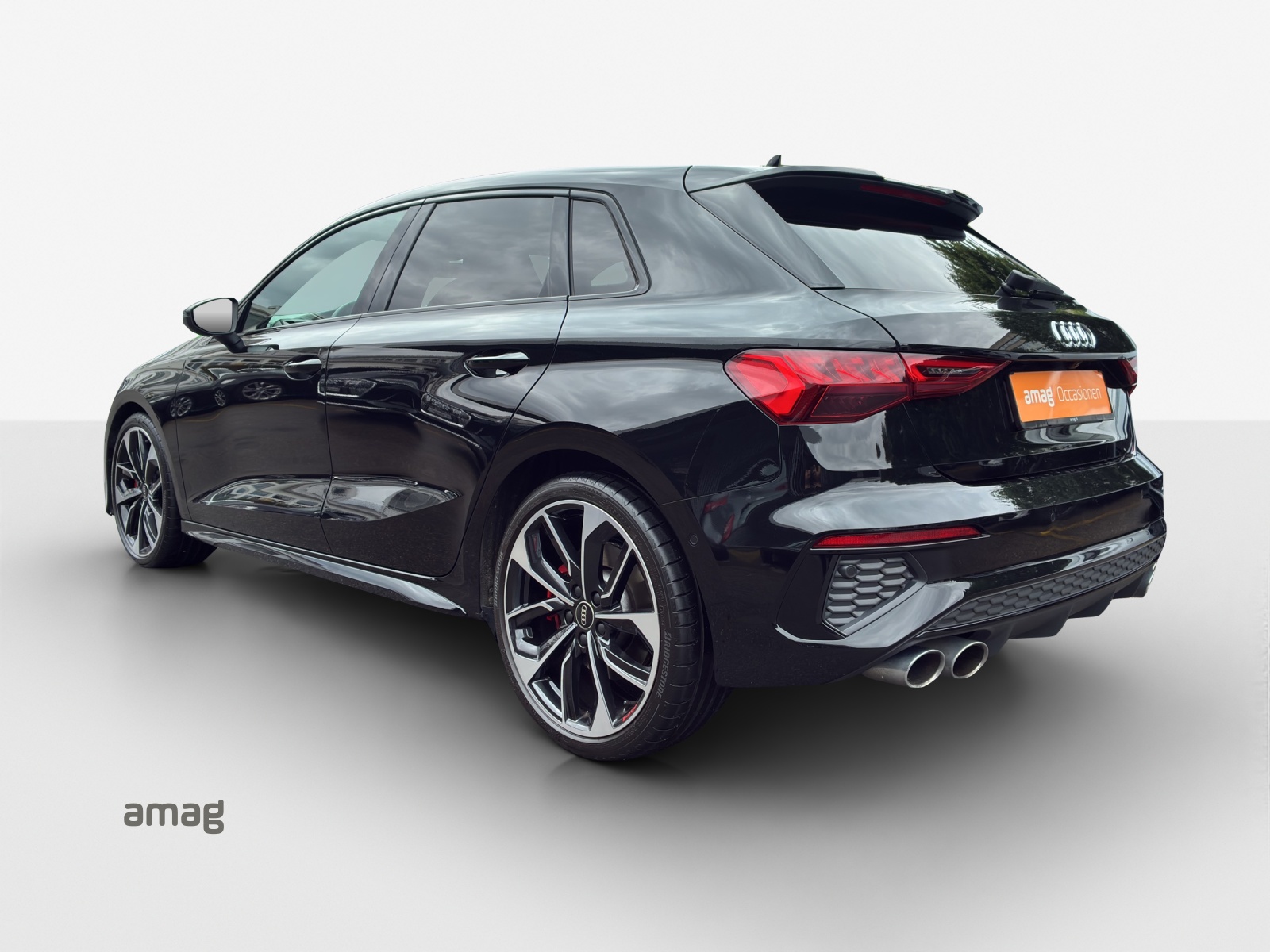 AUDI S3 Sportback 2.0 TFSI quattro S-tronic-showroom-element-2