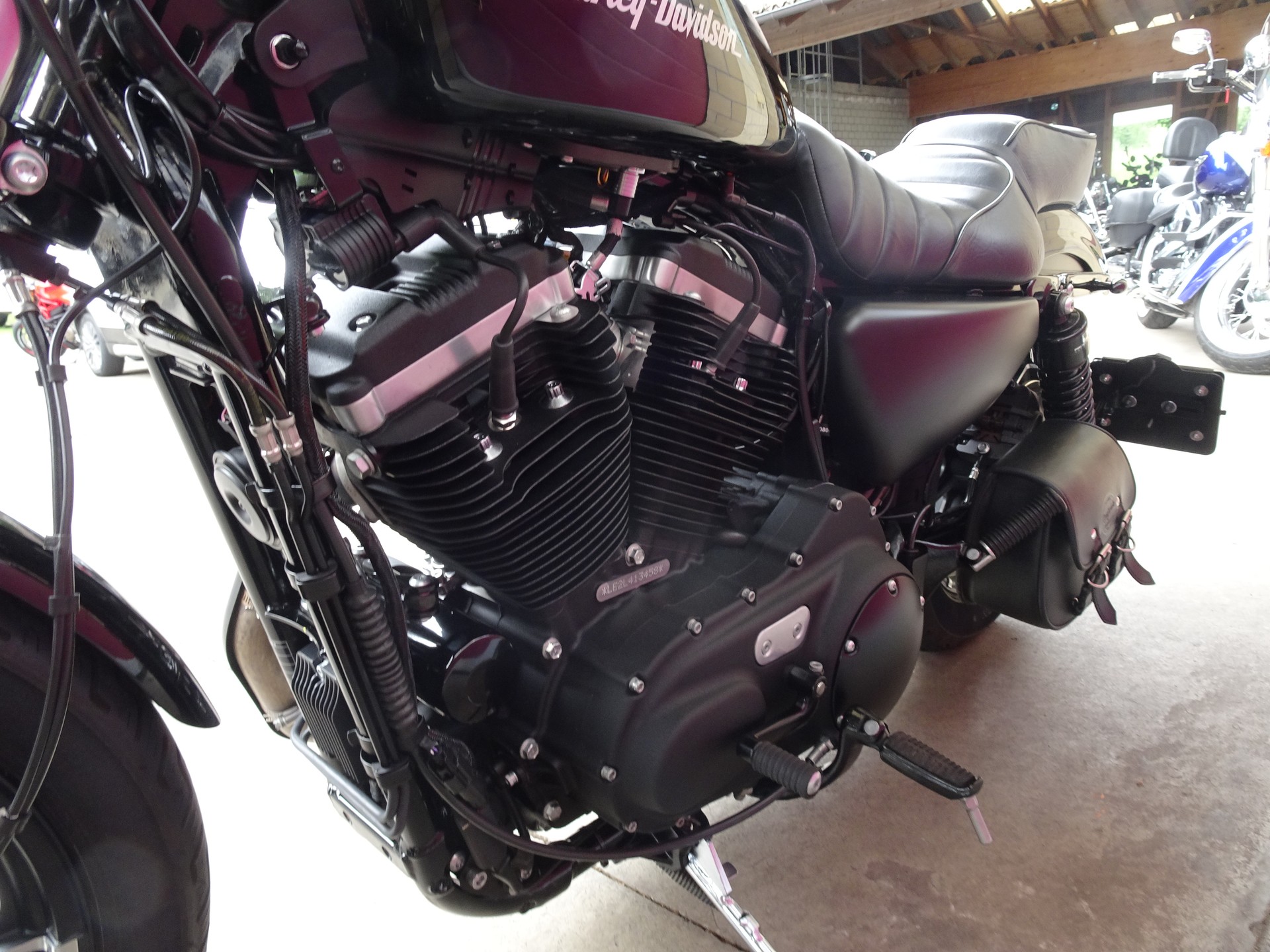 HARLEY-DAVIDSON XL 883 N Sportster Iron ABS-image-12