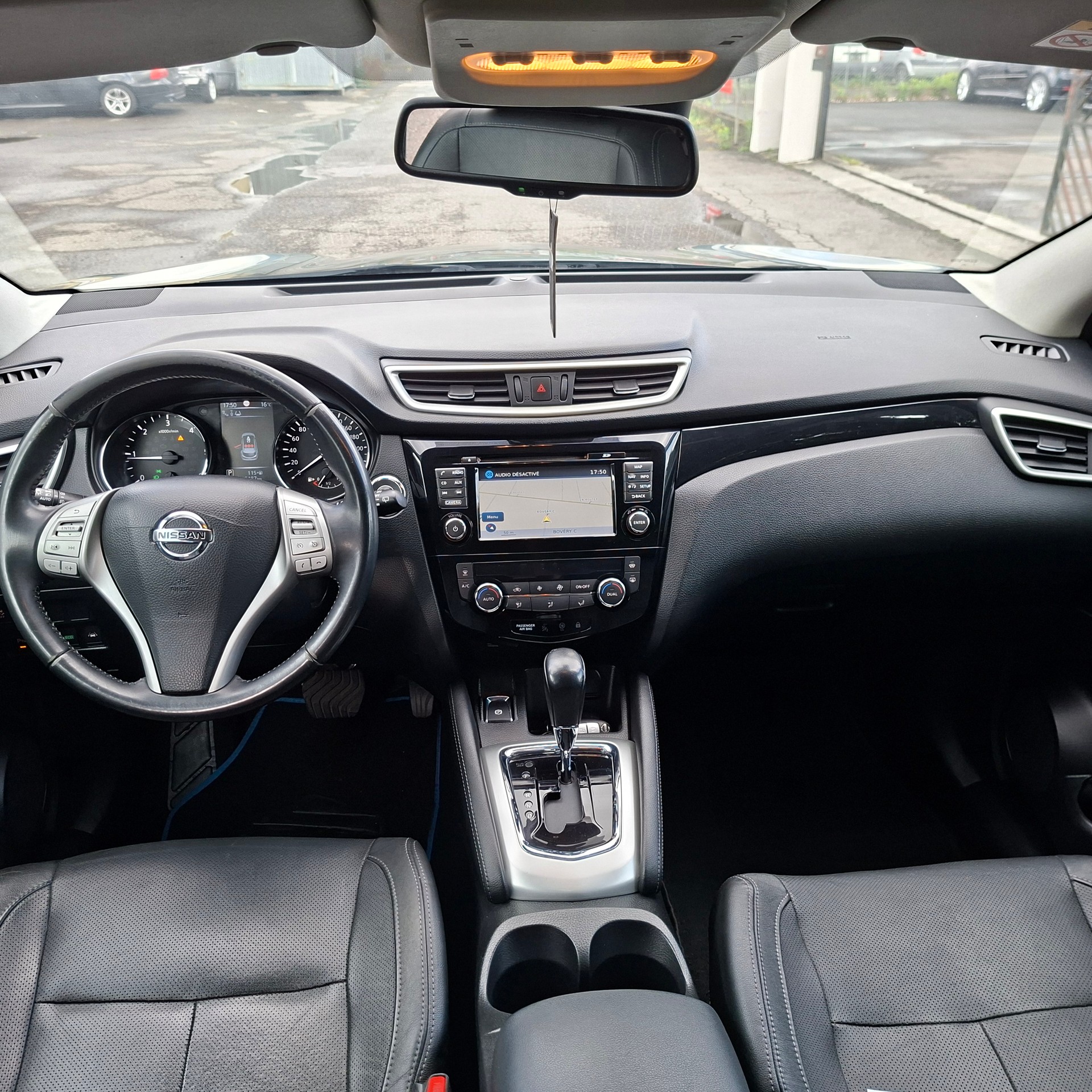 NISSAN Qashqai 1.6 dCi 360° Xtronic CVT-image-11