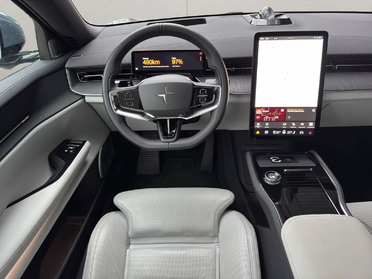 POLESTAR 3 Long Range Dual Motor Plus Performance-image-4