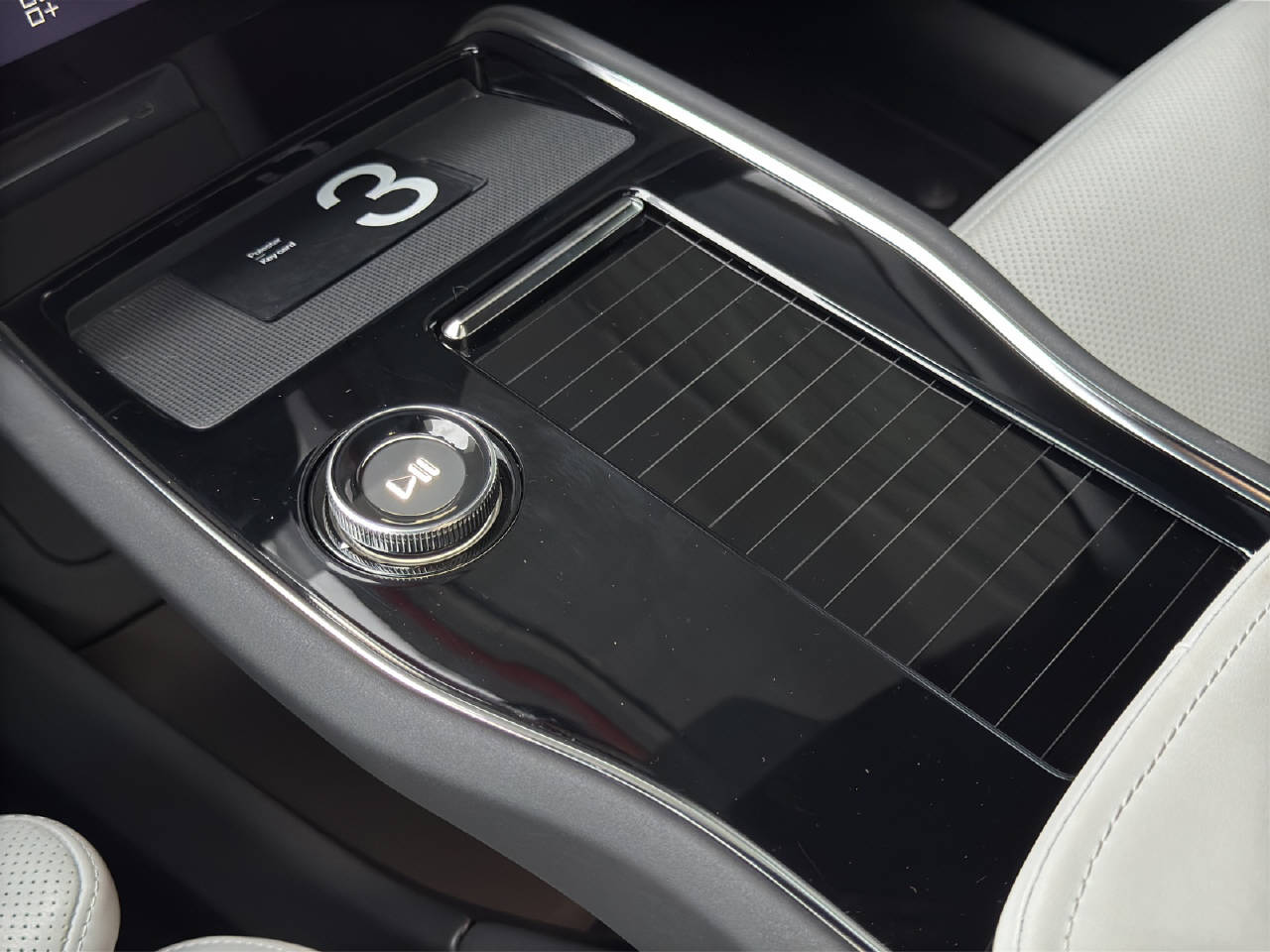 POLESTAR 3 Long Range Dual Motor Plus Performance-image-7