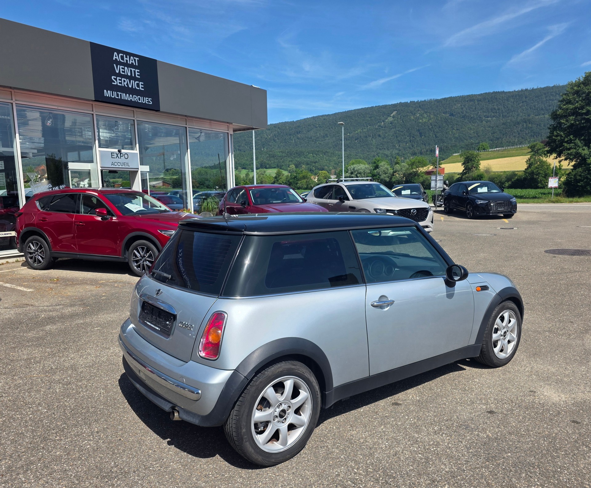 MINI Cooper-image-3