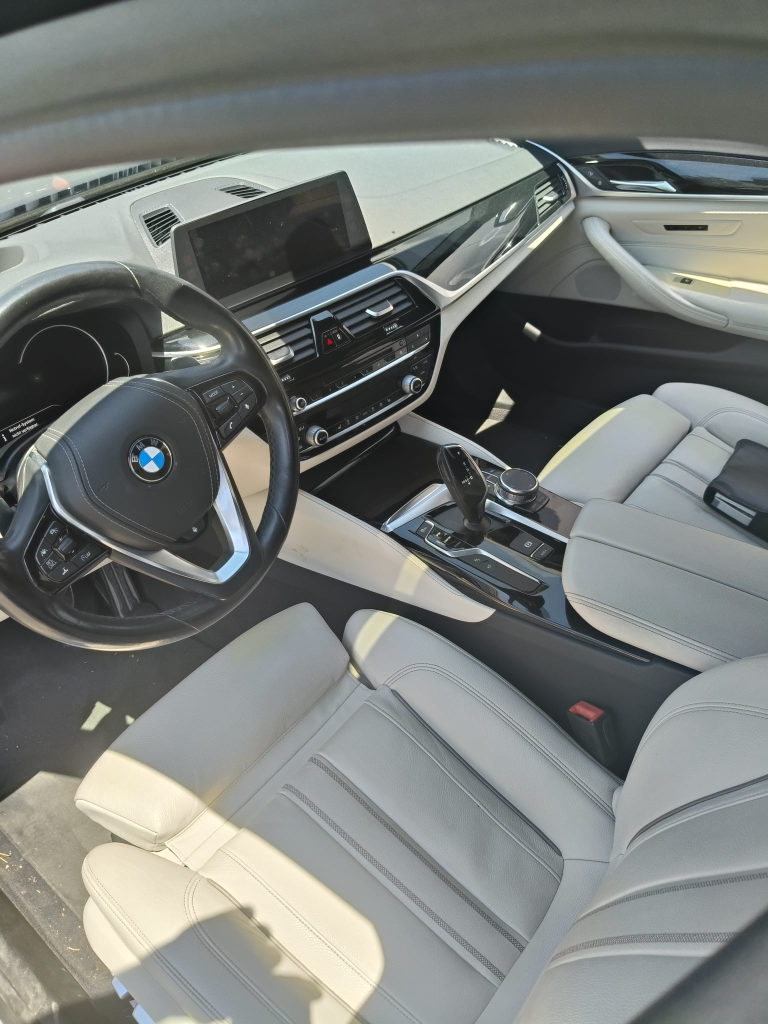 BMW 540d xDrive Touring Steptronic-image-6