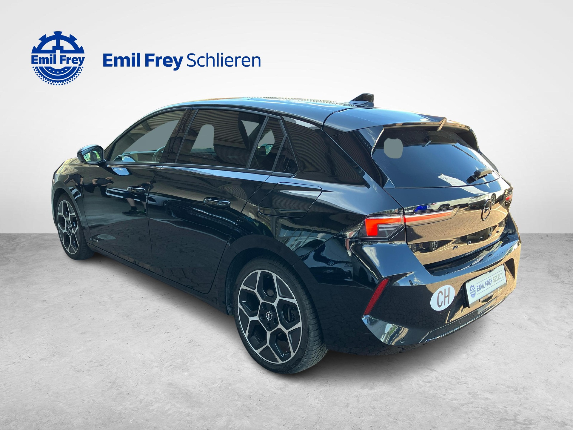 OPEL Astra 1.6 T PHEV 180 Swiss Premium-showroom-element-2