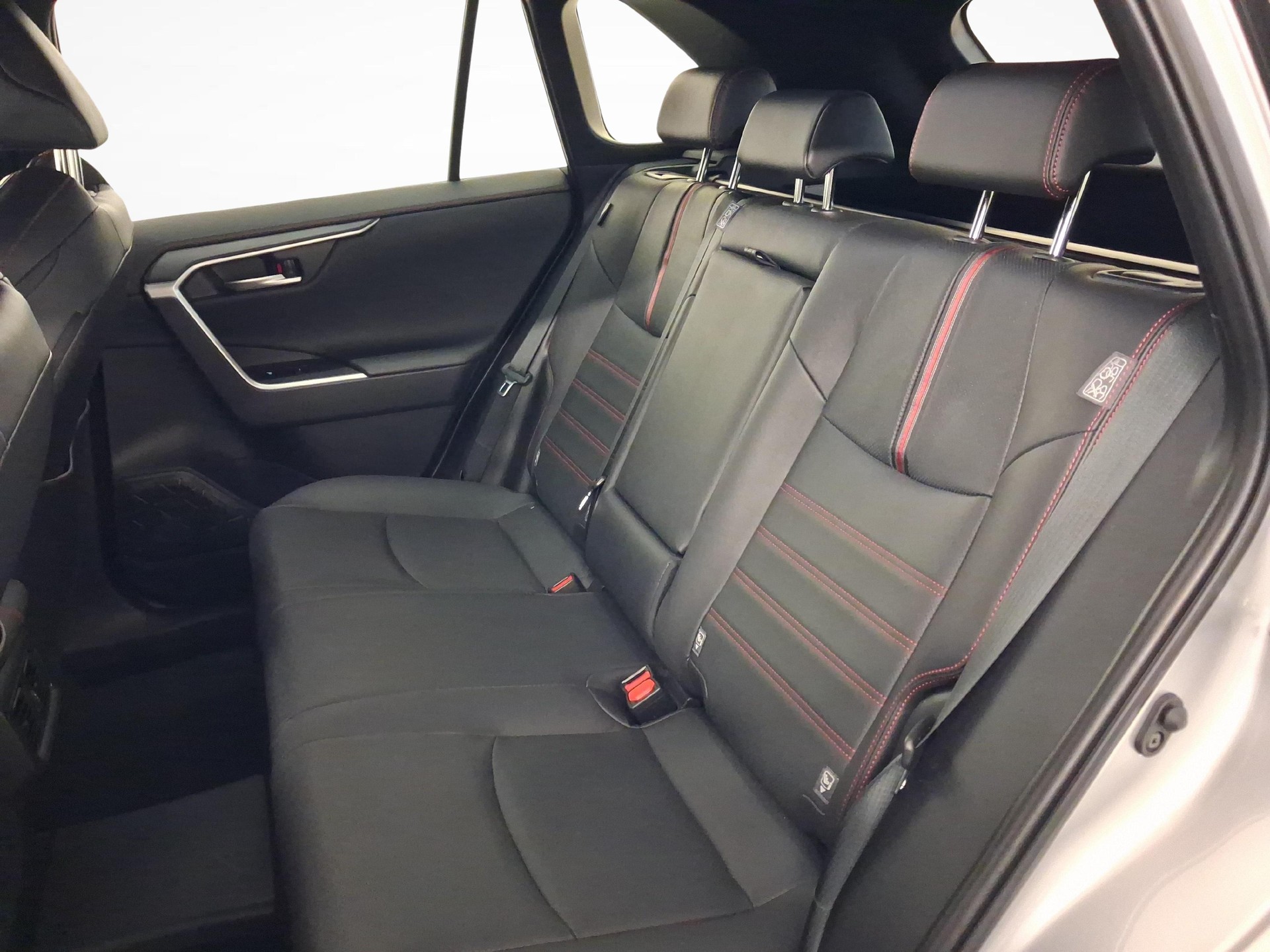 TOYOTA RAV4 2.5 Plug-In-Hybrid Platinum-image-10