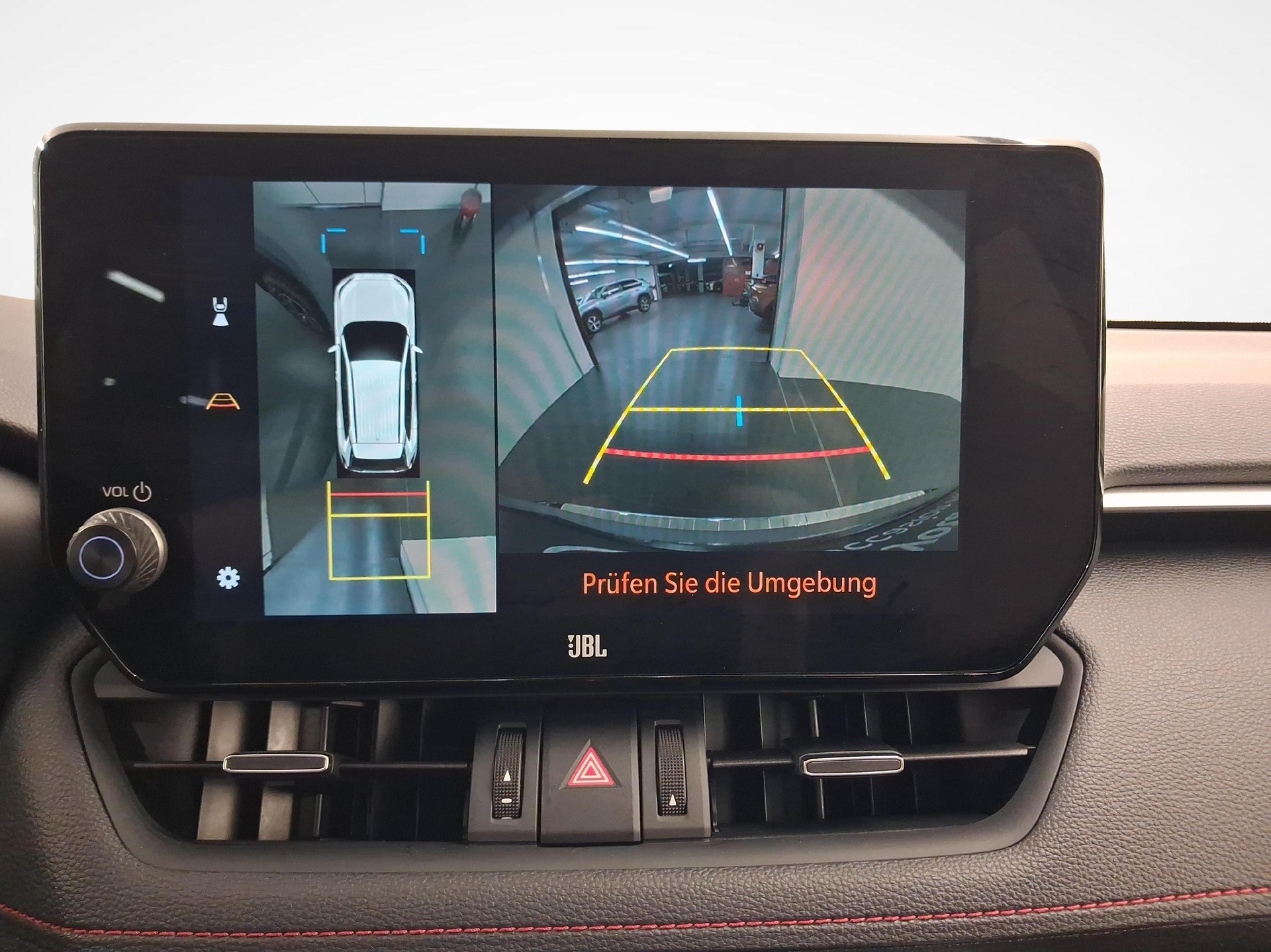 TOYOTA RAV4 2.5 Plug-In-Hybrid Platinum-image-13