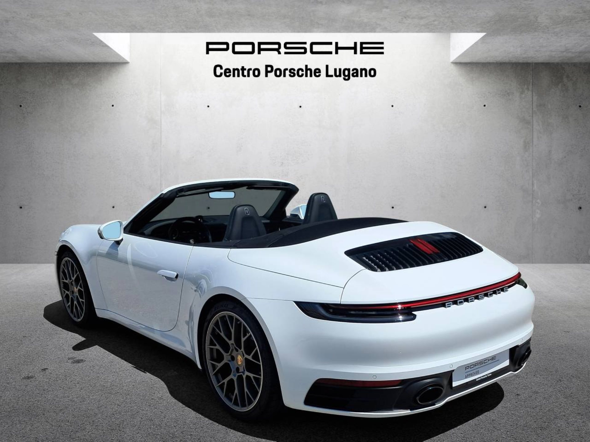 PORSCHE 911 Carrera Cabriolet (MY24)-image-6