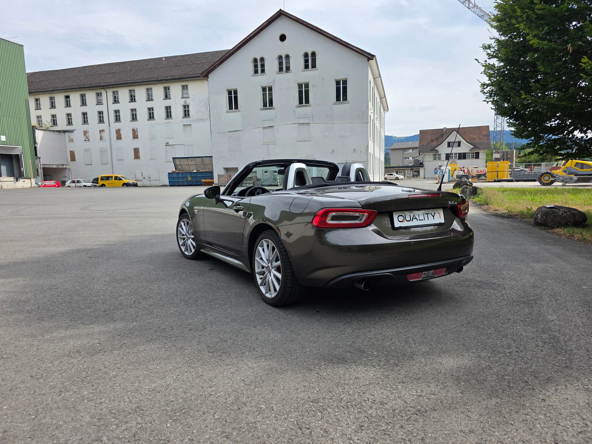 FIAT 124 Spider 1.4 TB Swiss Launch Edition-image-22