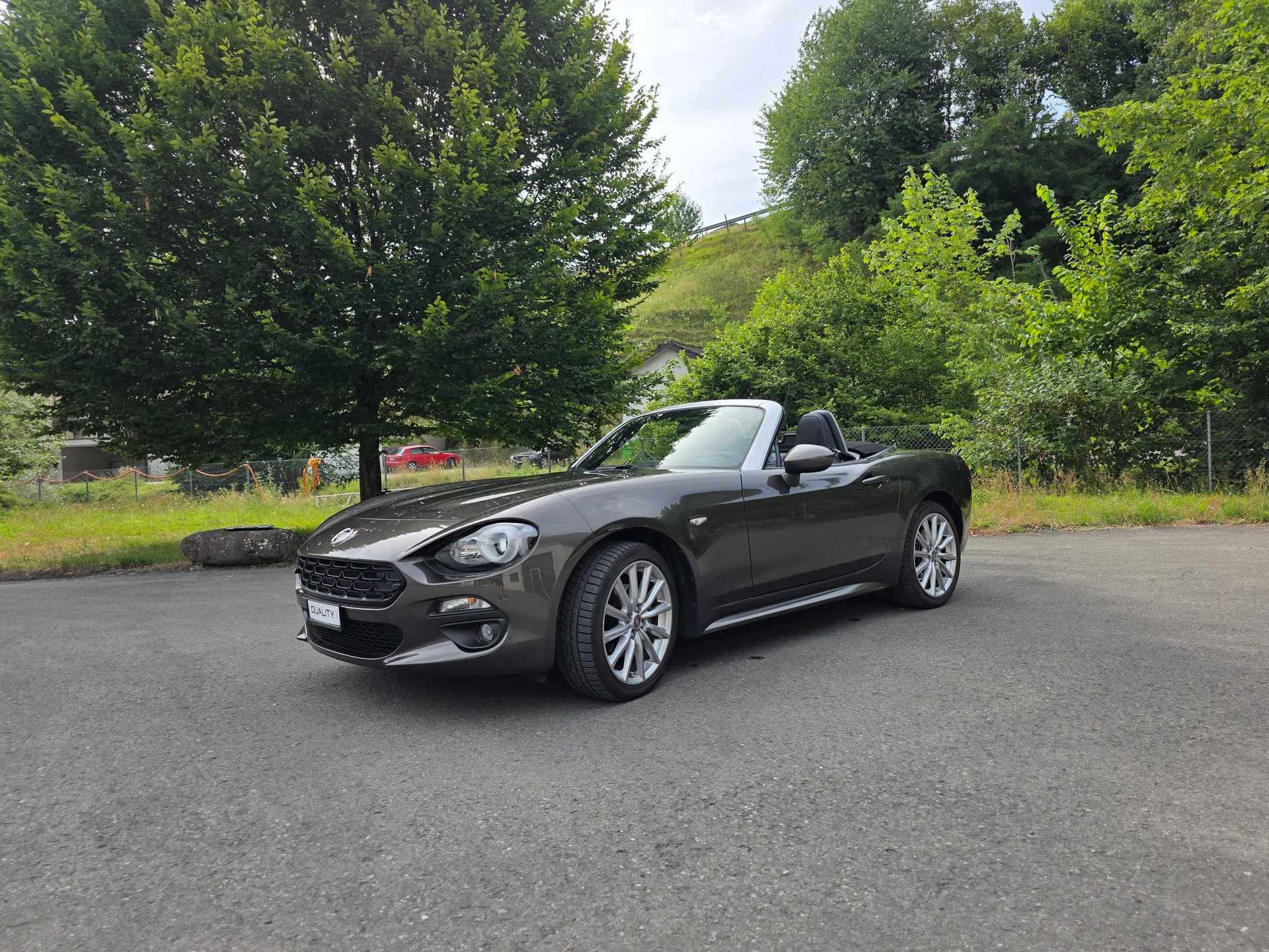 FIAT 124 Spider 1.4 TB Swiss Launch Edition-image-6