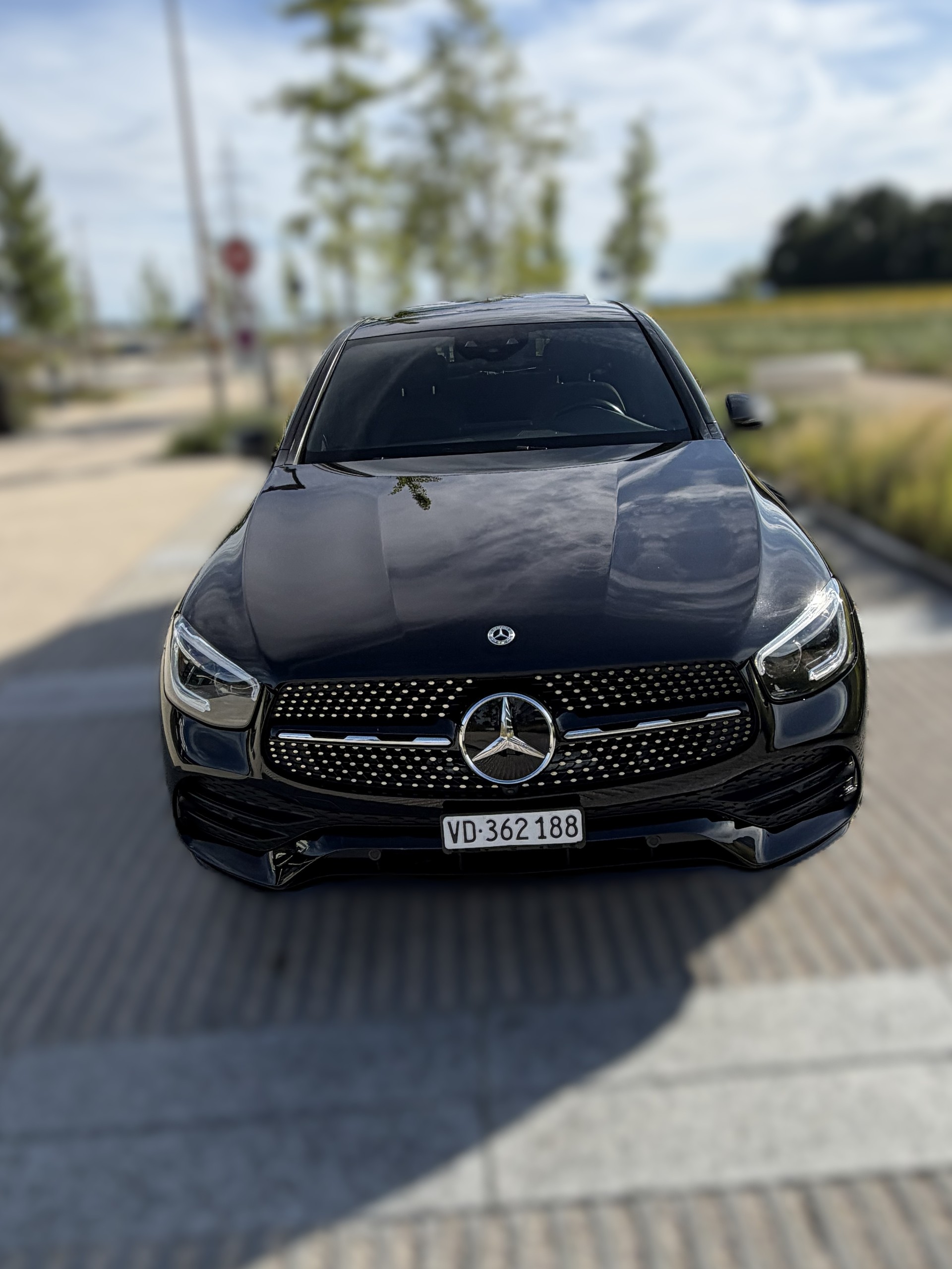 MERCEDES-BENZ GLC 300 e AMG Line 4m