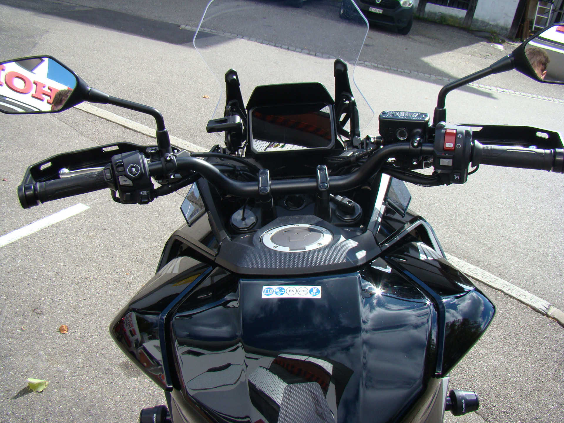 HONDA CB 1000 GT-image-4