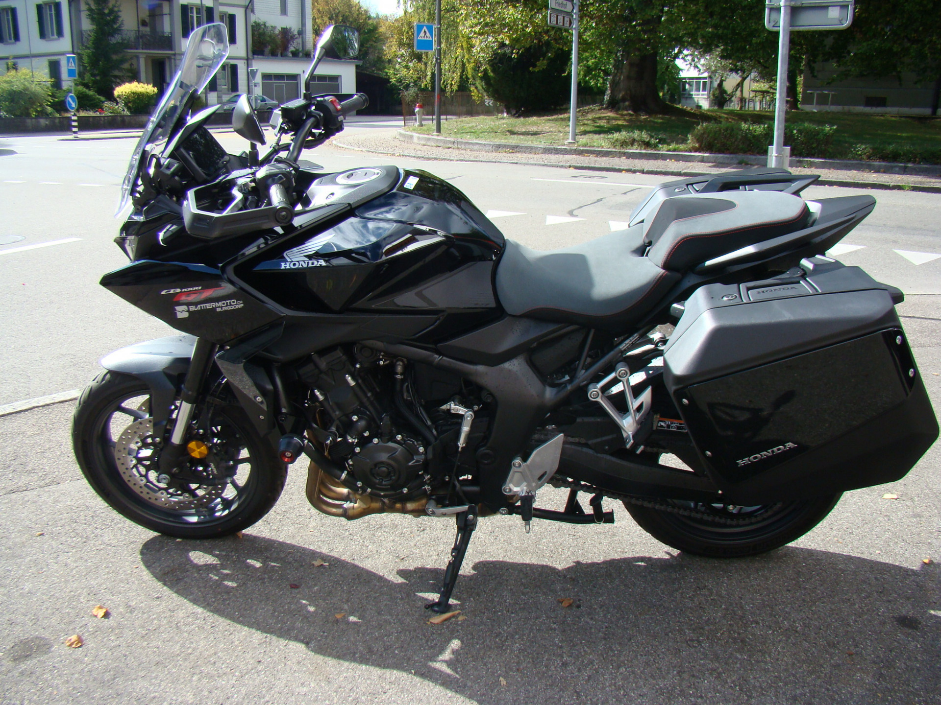 HONDA CB 1000 GT-image-2