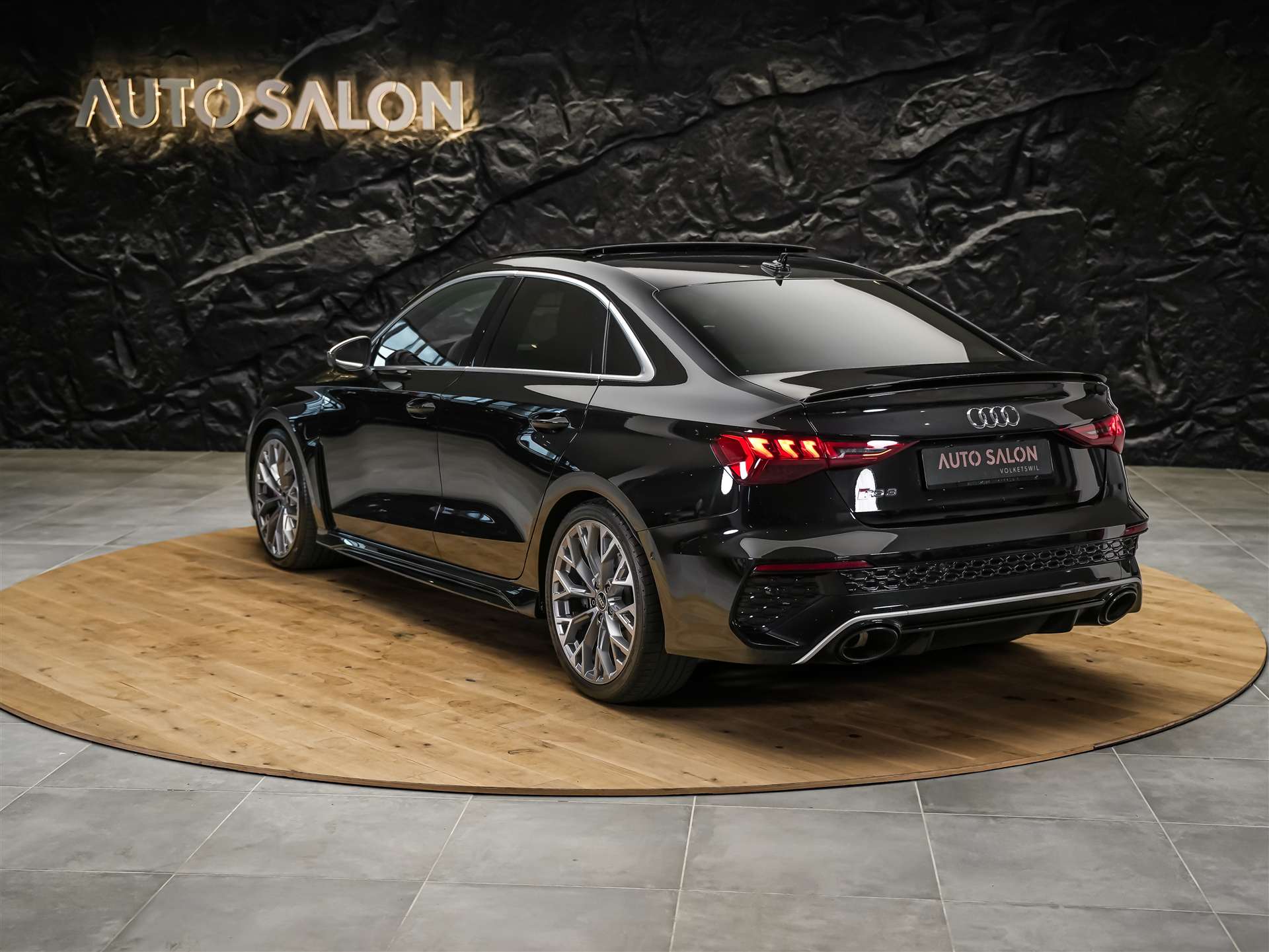 AUDI RS3 Limousine 2.5 TSI quattro S-tronic *Head Up*Panorama*Bang&Olufsen*-showroom-element-2