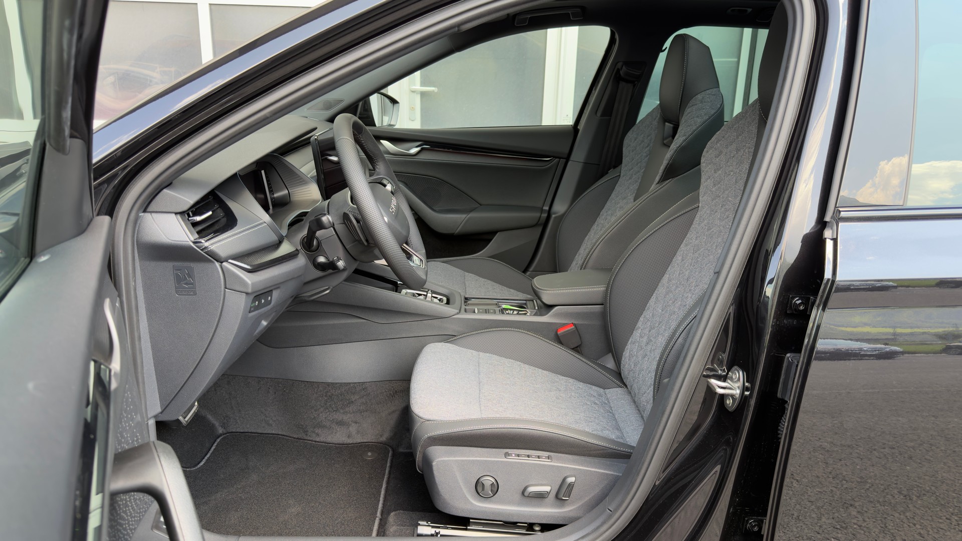 SKODA Octavia DY 2.0 TSI 204PS 7DSG 4x4-image-11