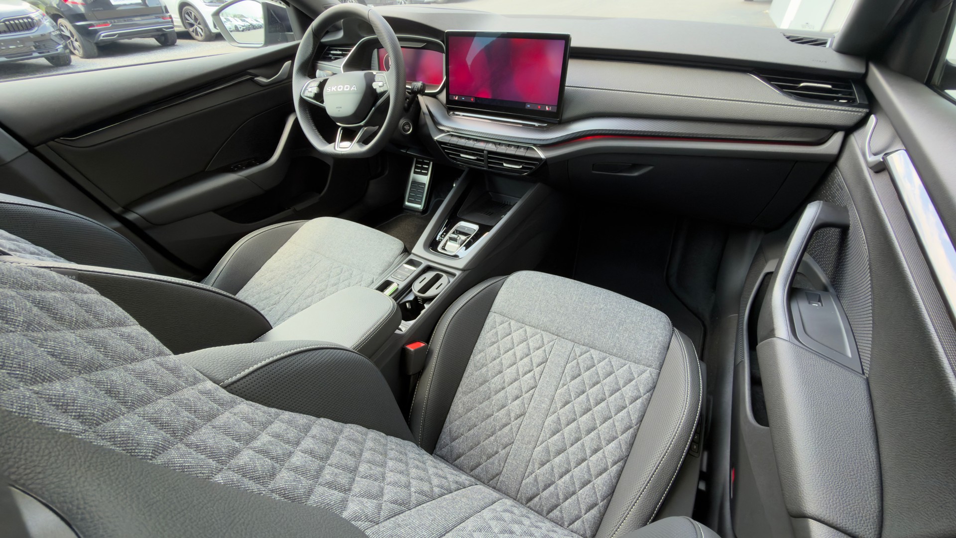 SKODA Octavia DY 2.0 TSI 204PS 7DSG 4x4-image-10