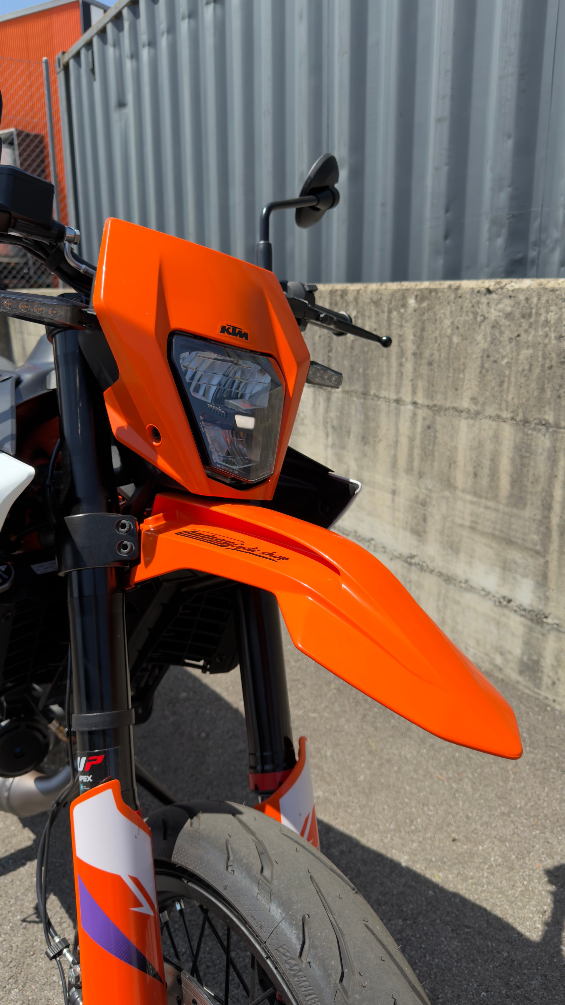 KTM 390 SMC R-image-3