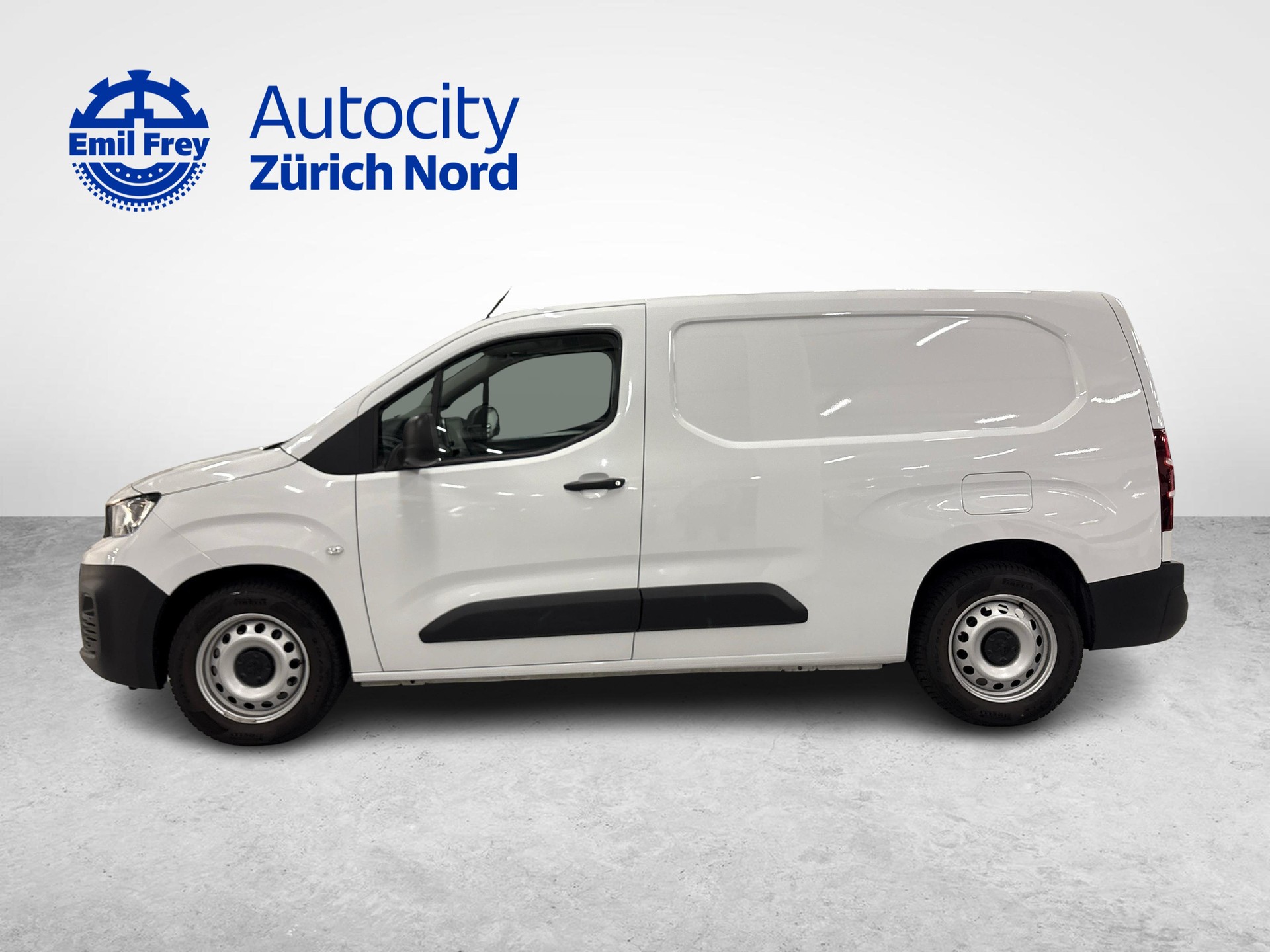 PEUGEOT e-Partner Kaw. 800 Long 50 kWh Premium-showroom-element-1