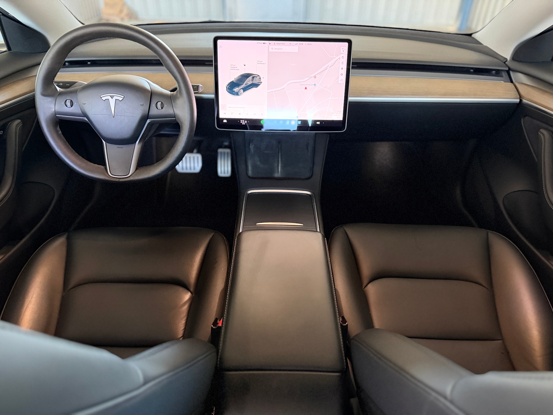 TESLA Model 3 Performance D-image-7