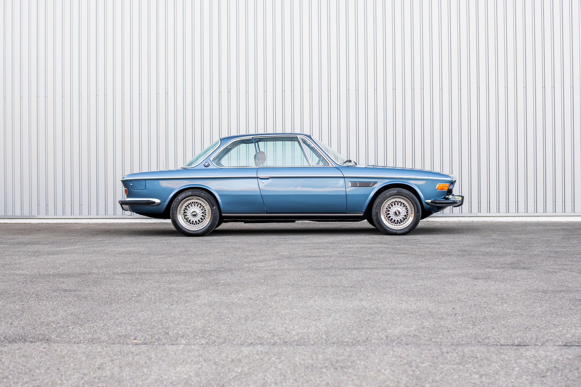BMW CSI-image-4