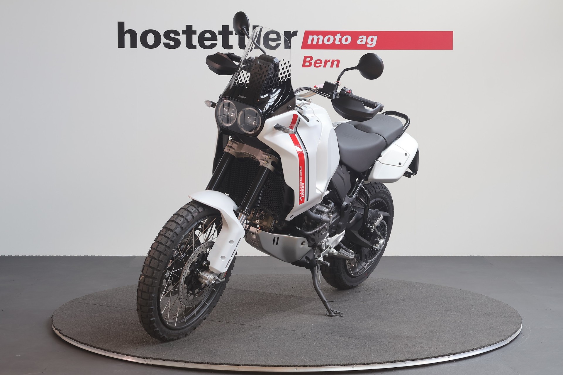 DUCATI Desert X mit Zusatztank-image-5